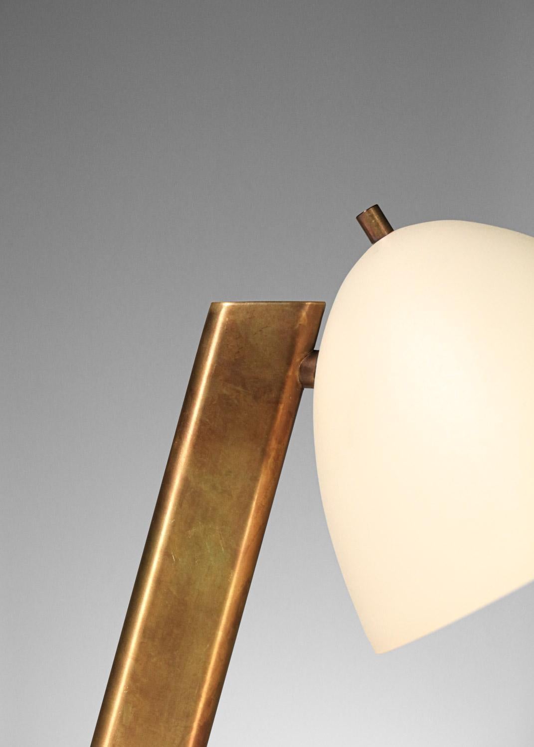 Modern bedside lamp brass and lacquered metal, modernist style danke studio For Sale 10