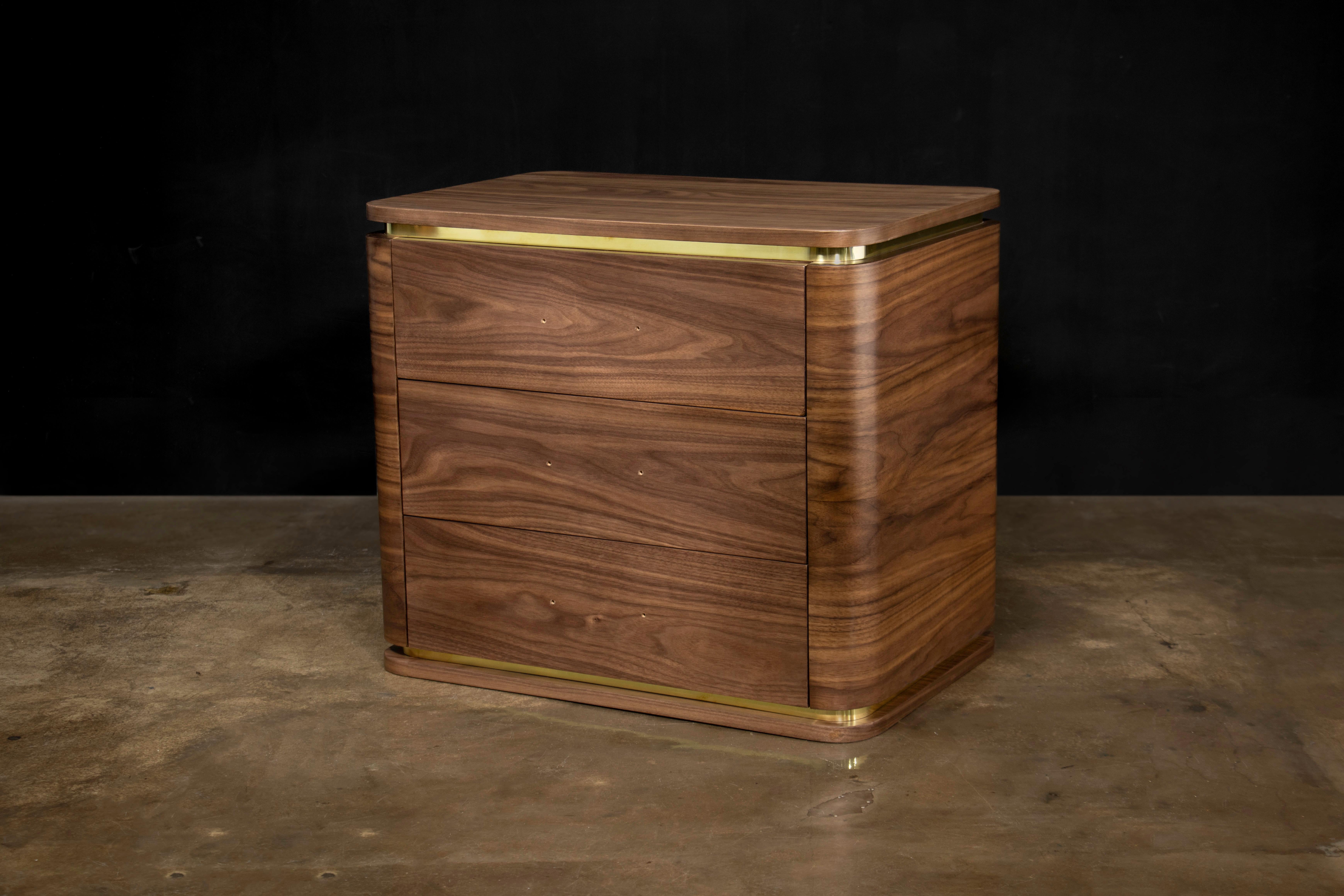 Table de chevet moderne en érable gris piqué et bronze de Costantini, Elena en vente 11