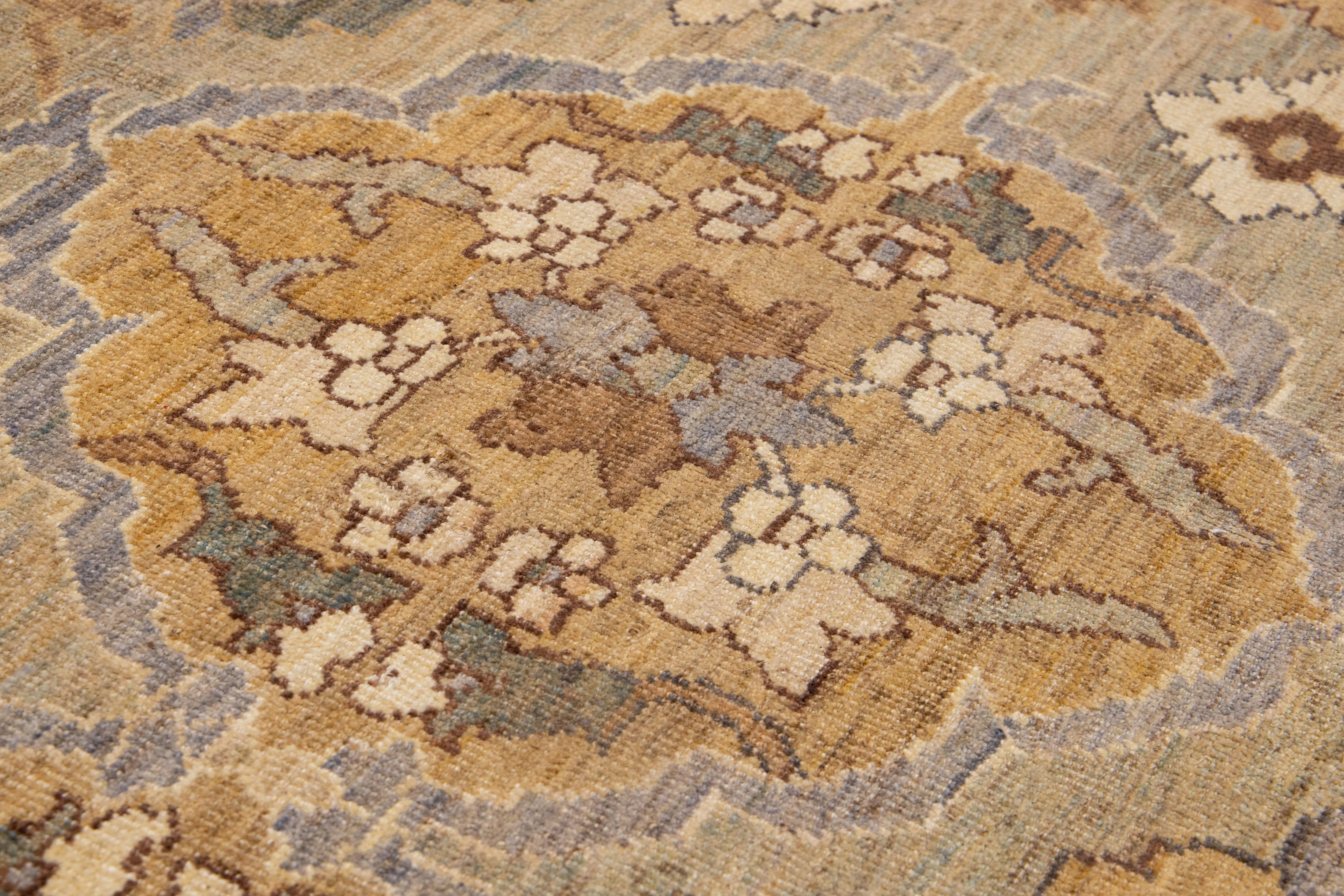 Moderner handgefertigter Oversize-Wollteppich in Beige mit Blumenmuster von Sultanabad (21. Jahrhundert und zeitgenössisch) im Angebot