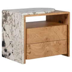 Table de chevet moderne Belmont, granit de Patagonie, fait main Portugal Greenapple