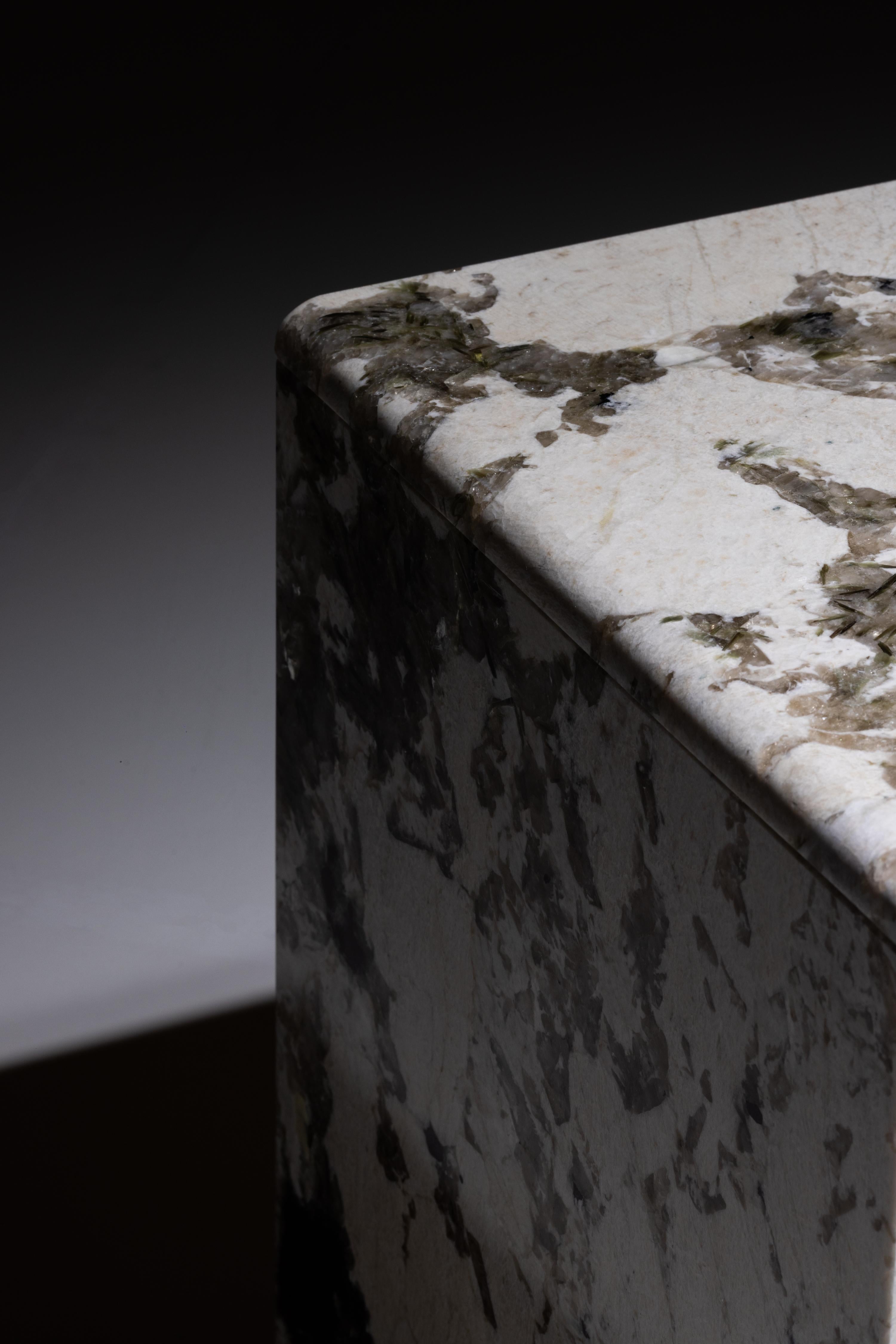 Modern Belmonte Bedside Table SET/2 Natural Quartz, Handmade Portugal Greenapple Portugués en venta