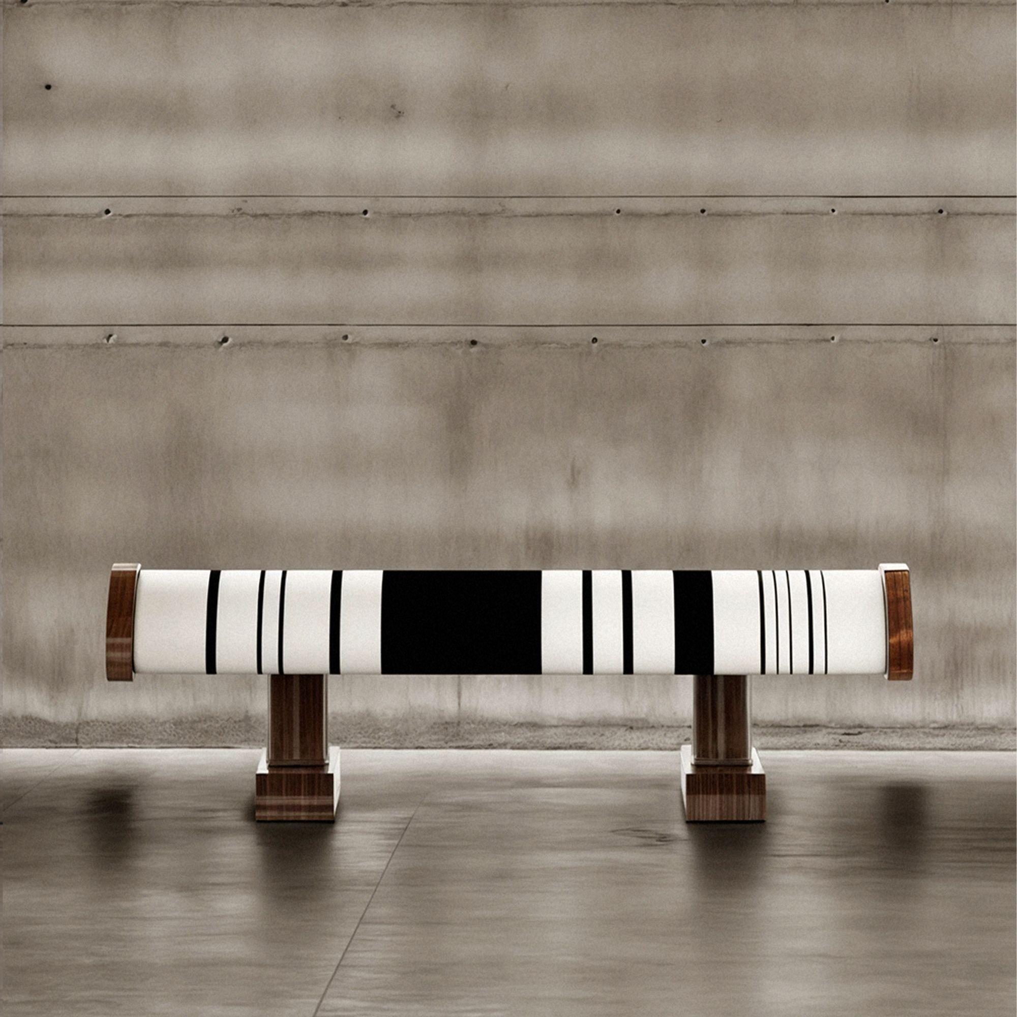 Modern Bench Equestrian Inspo Seat in Black and White Wtriped Fabric Walnut Legs In New Condition For Sale In Porto, PT