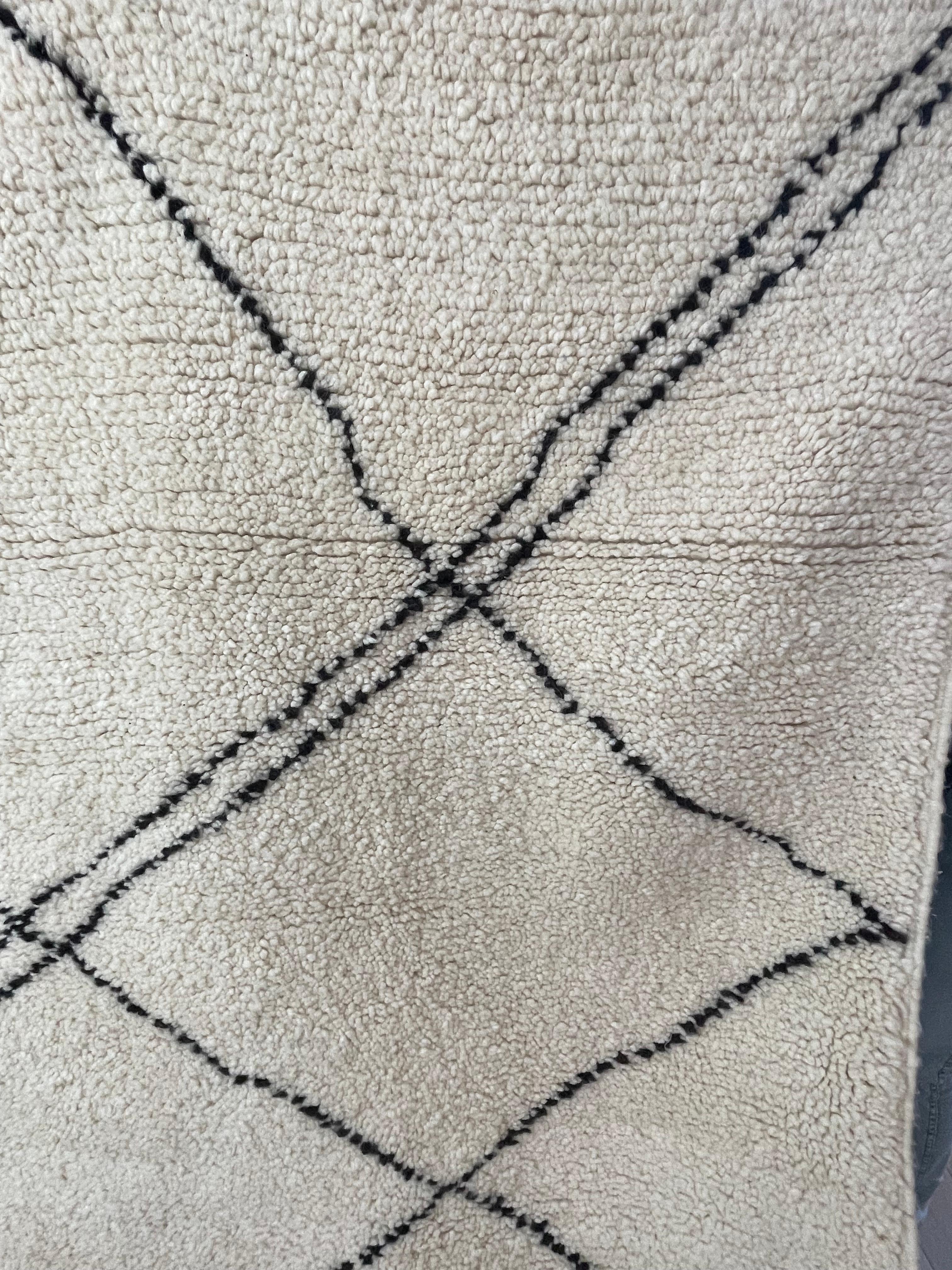 Hand-Woven Modern Beni Ourain Rug Handmade Natural Wool