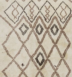 Bespoke Handmade Moroccan Style Wool Rug – Ivory with Geometric Diamond Pattern