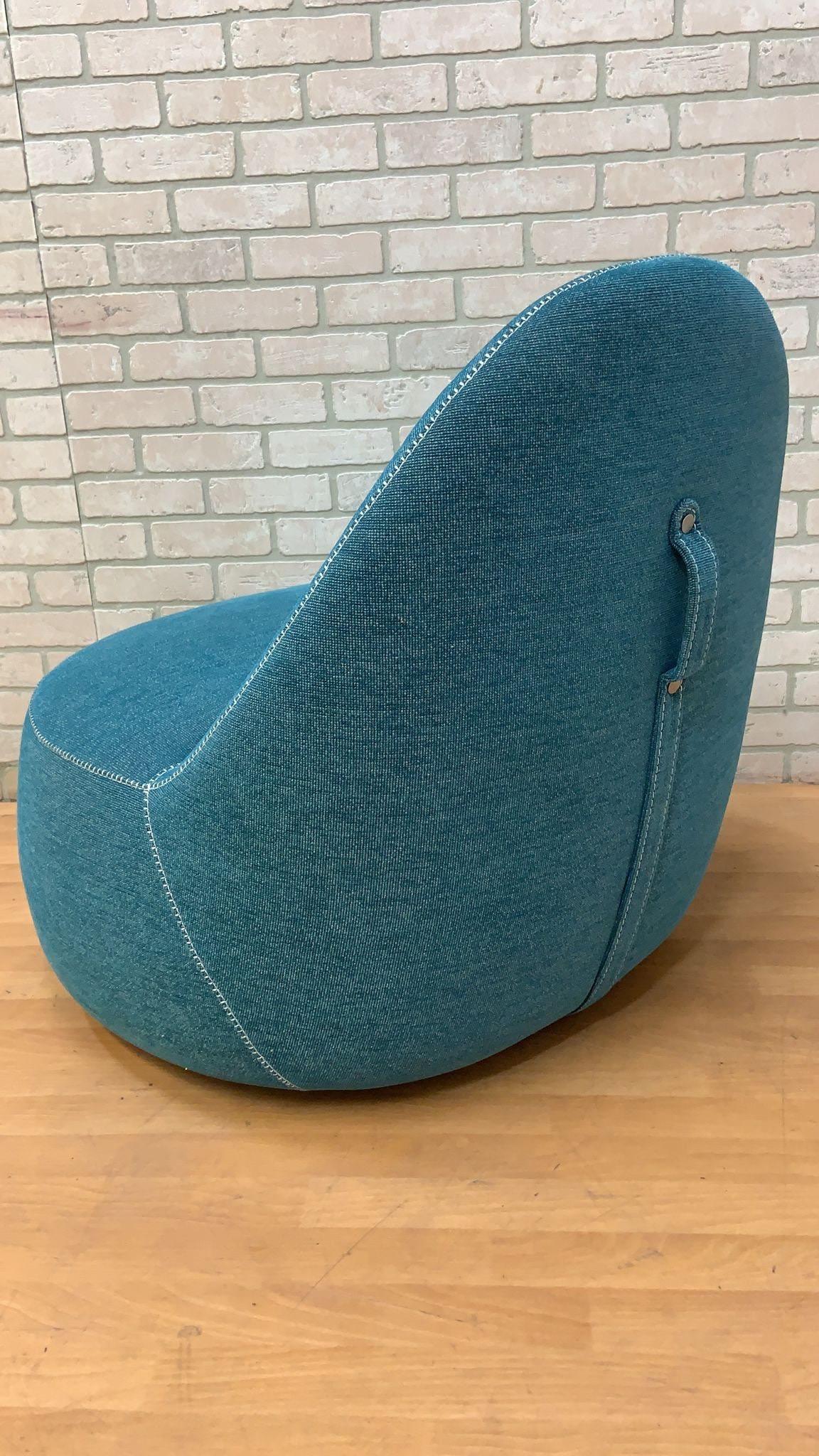 Contemporary Modern Bernhardt Design Mitt Lounge Chair in Blue For Sale