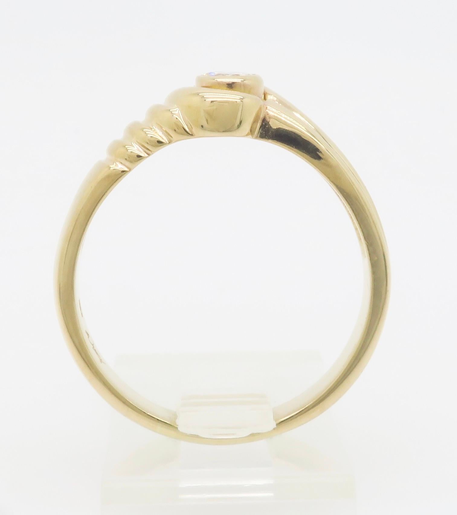 Moderner Diamantring mit Lünette 5