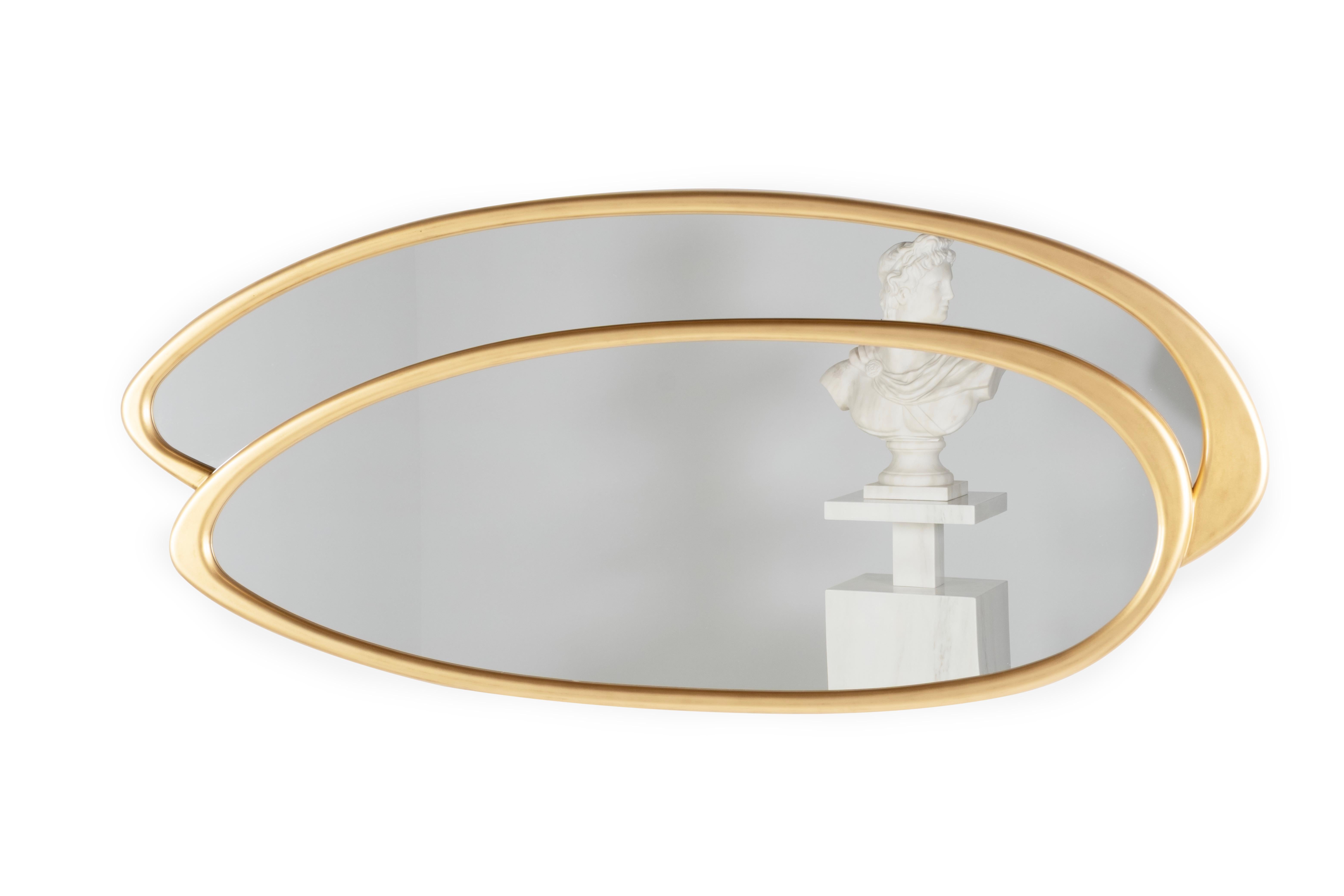 Moderne Miroir mural Biarritz laqué or fabriqué à la main au Portugal par Greenapple en vente