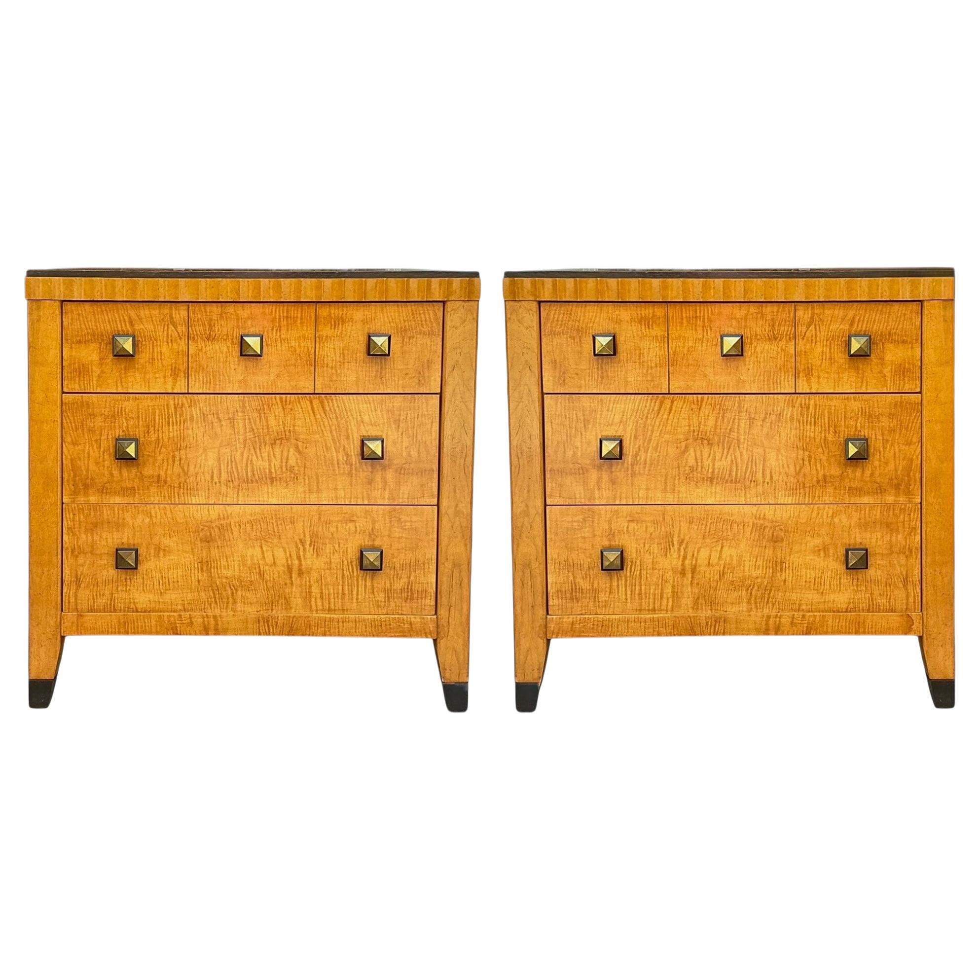 Commodes / coffres modernes en bois satiné de style Biedermeier - Paire