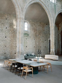 Moderner Biloba-Esstisch, Calacatta-Marmor, handgefertigt in Portugal von Greenapple