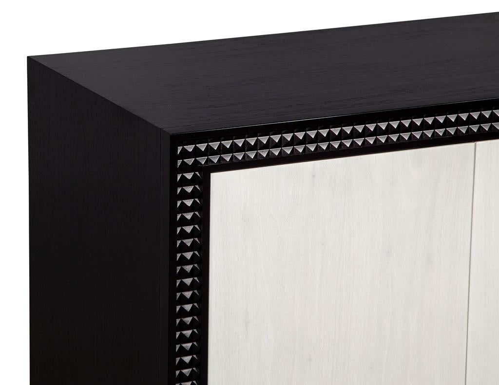 Modern Black and White Buffet Sideboard In Excellent Condition In North York, ON
