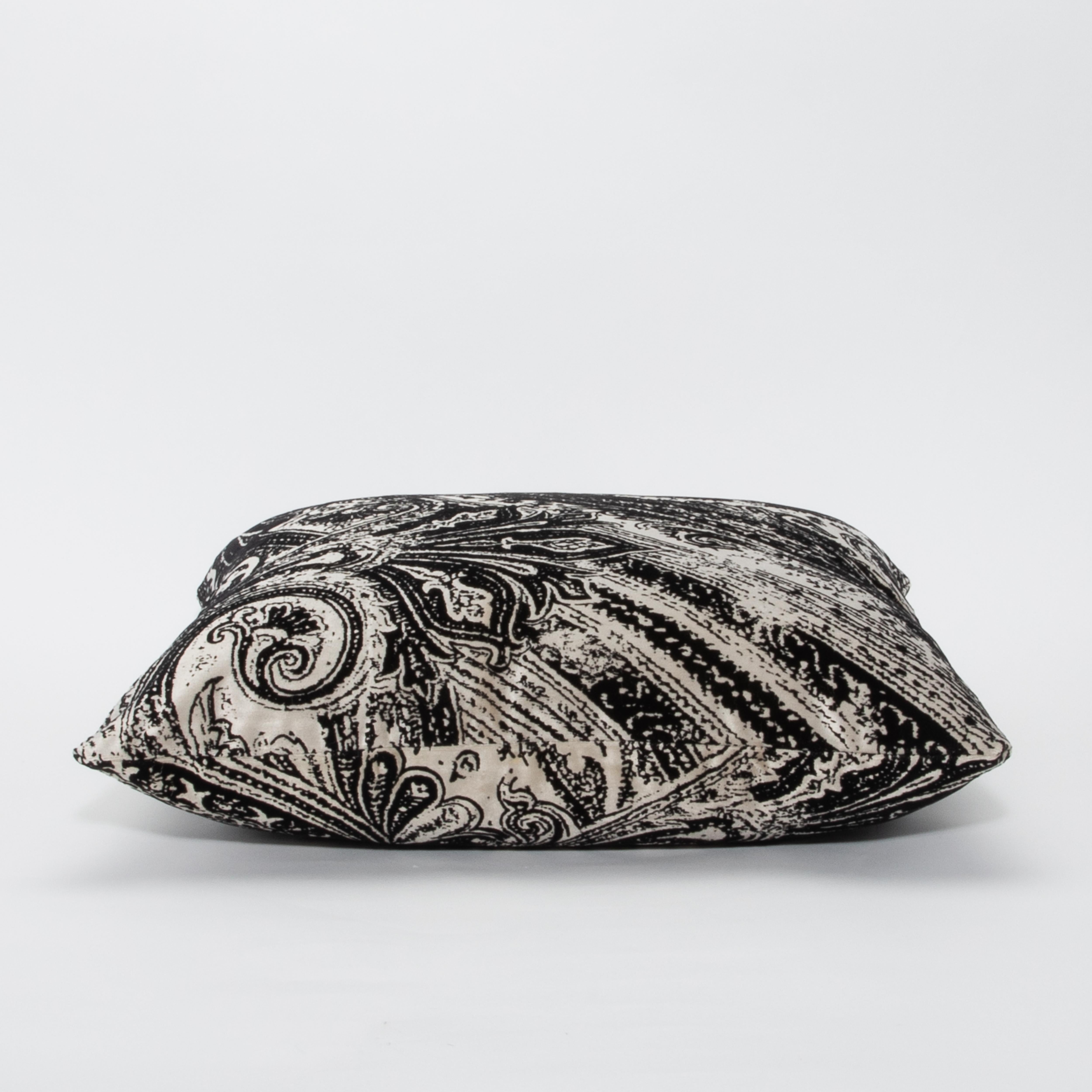 American Modern Black and White Paisley Velvet Decorative Pillow by MOGUL For Sale