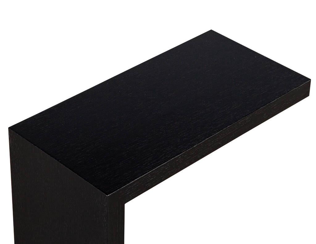 Modern Black C Table in Oak In New Condition For Sale In North York, ON