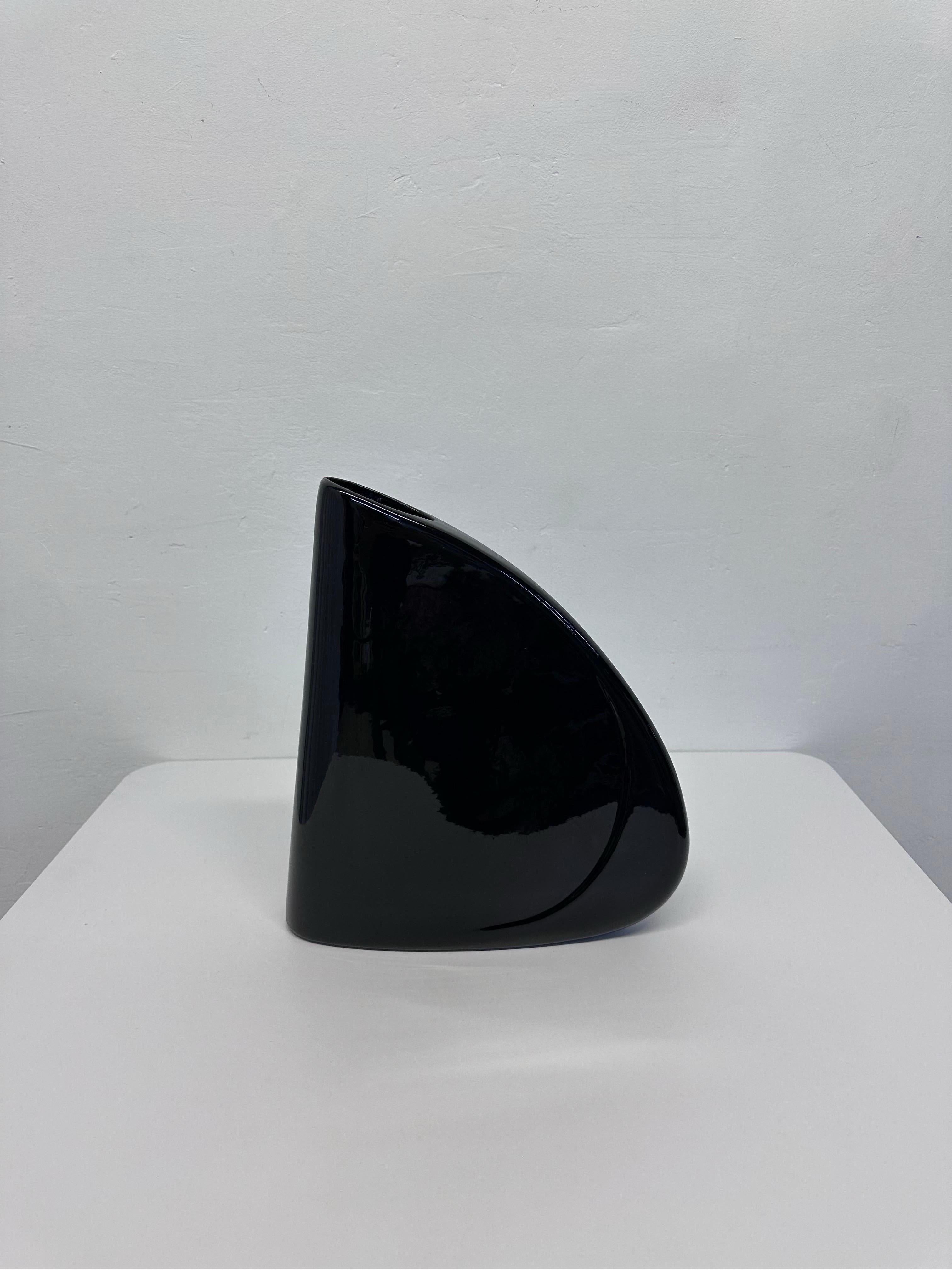 20th Century Modern Black Ceramic Vase by Haeger, 1985 For Sale