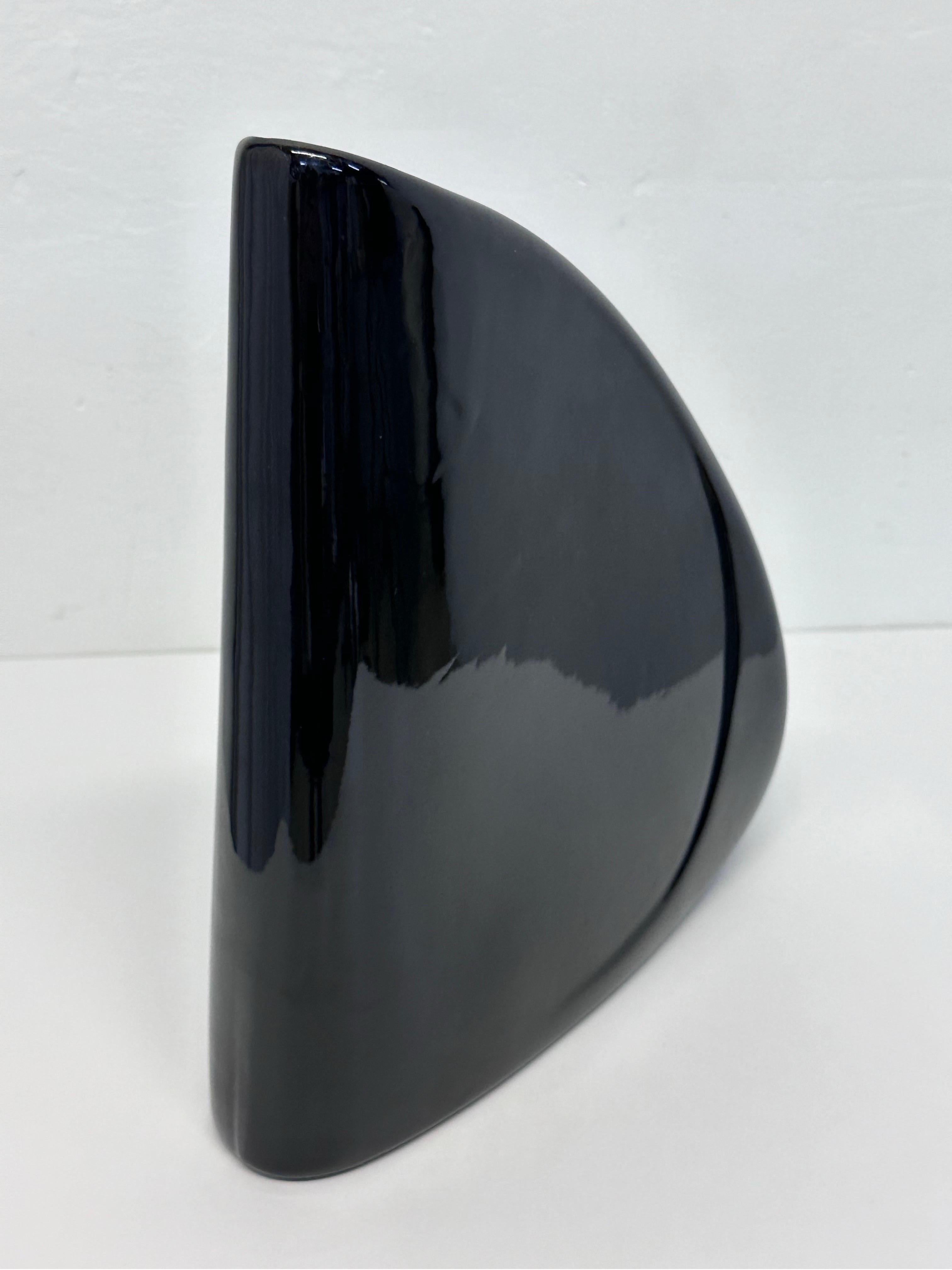 Modern Black Ceramic Vase by Haeger, 1985 For Sale 3