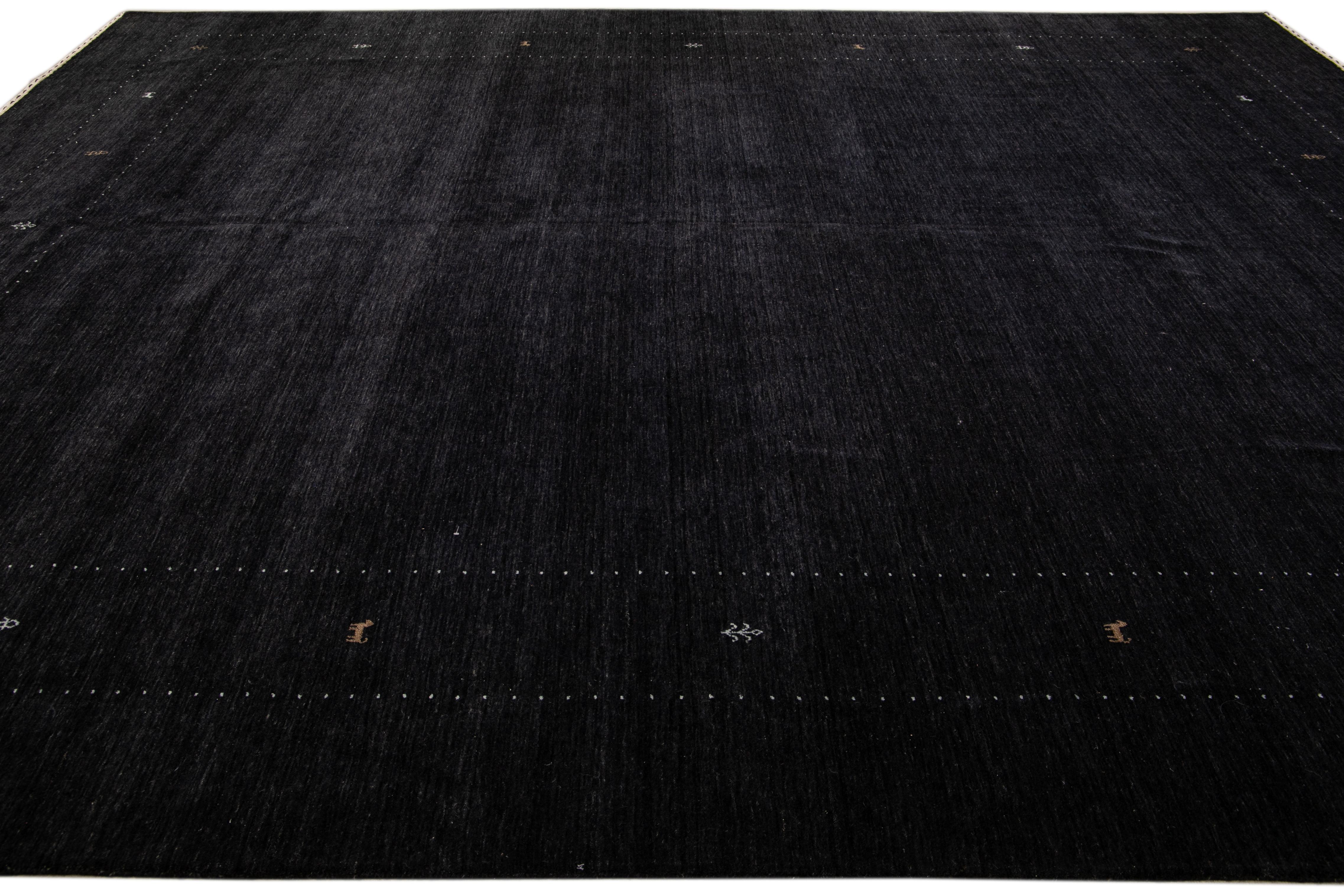 Contemporary Modern Black Gabbeh Style Hand-Loom Minimalism Pattern Wool Rug For Sale