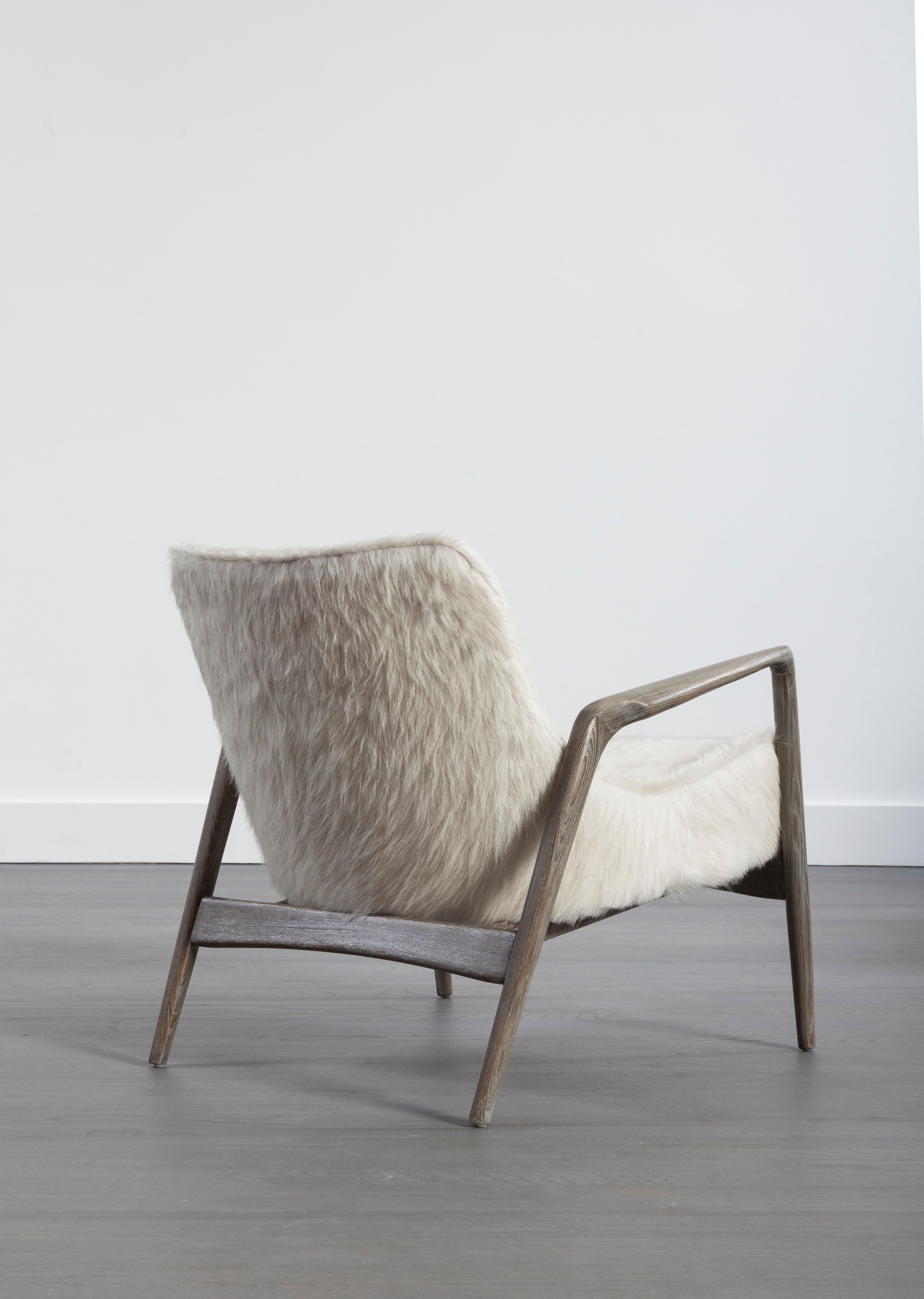 Modern Black Hide-Upholstered Armchair with Blackened Oak Frame For Sale 1