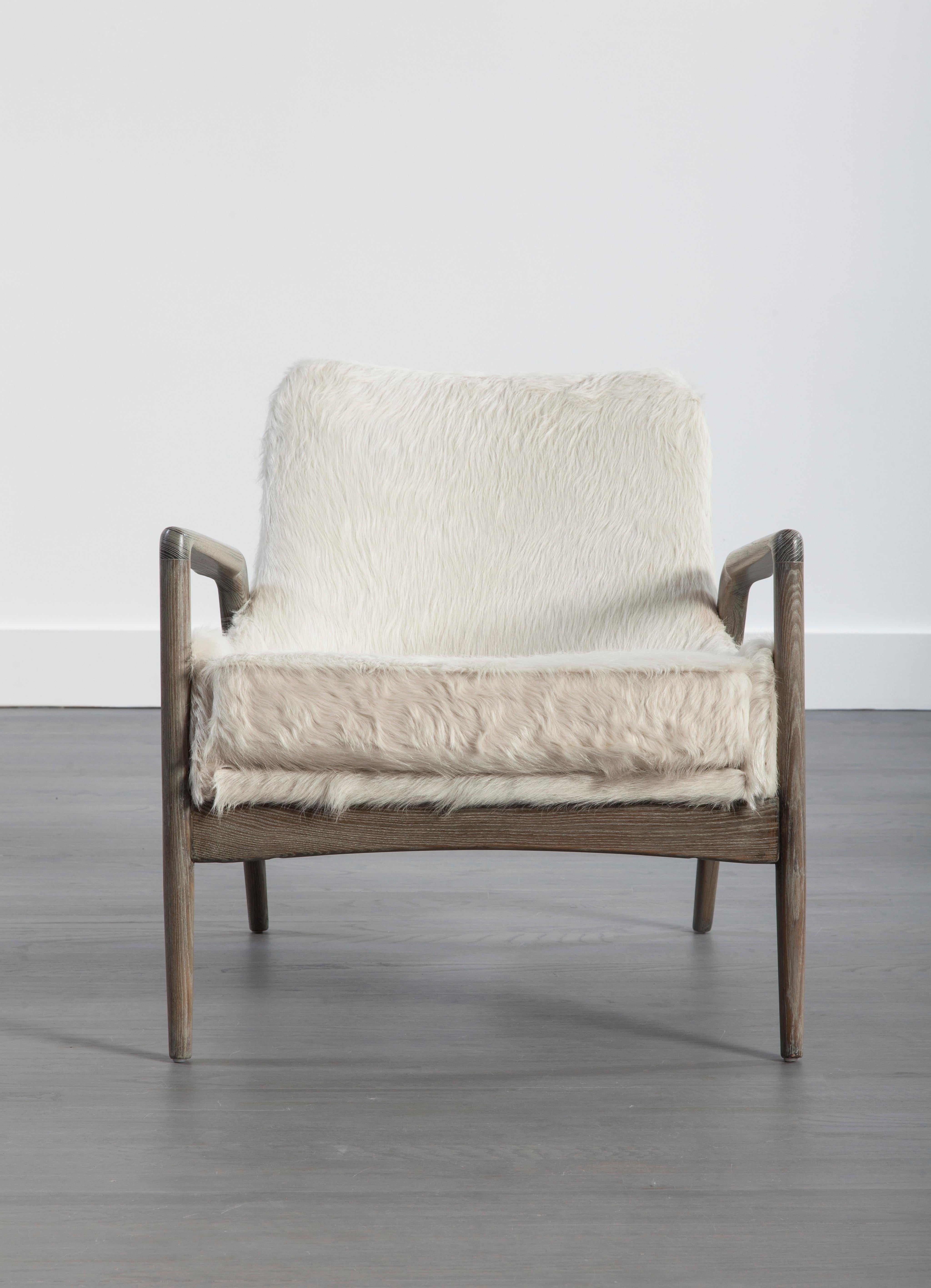 Modern Black Hide-Upholstered Armchair with Blackened Oak Frame For Sale 2