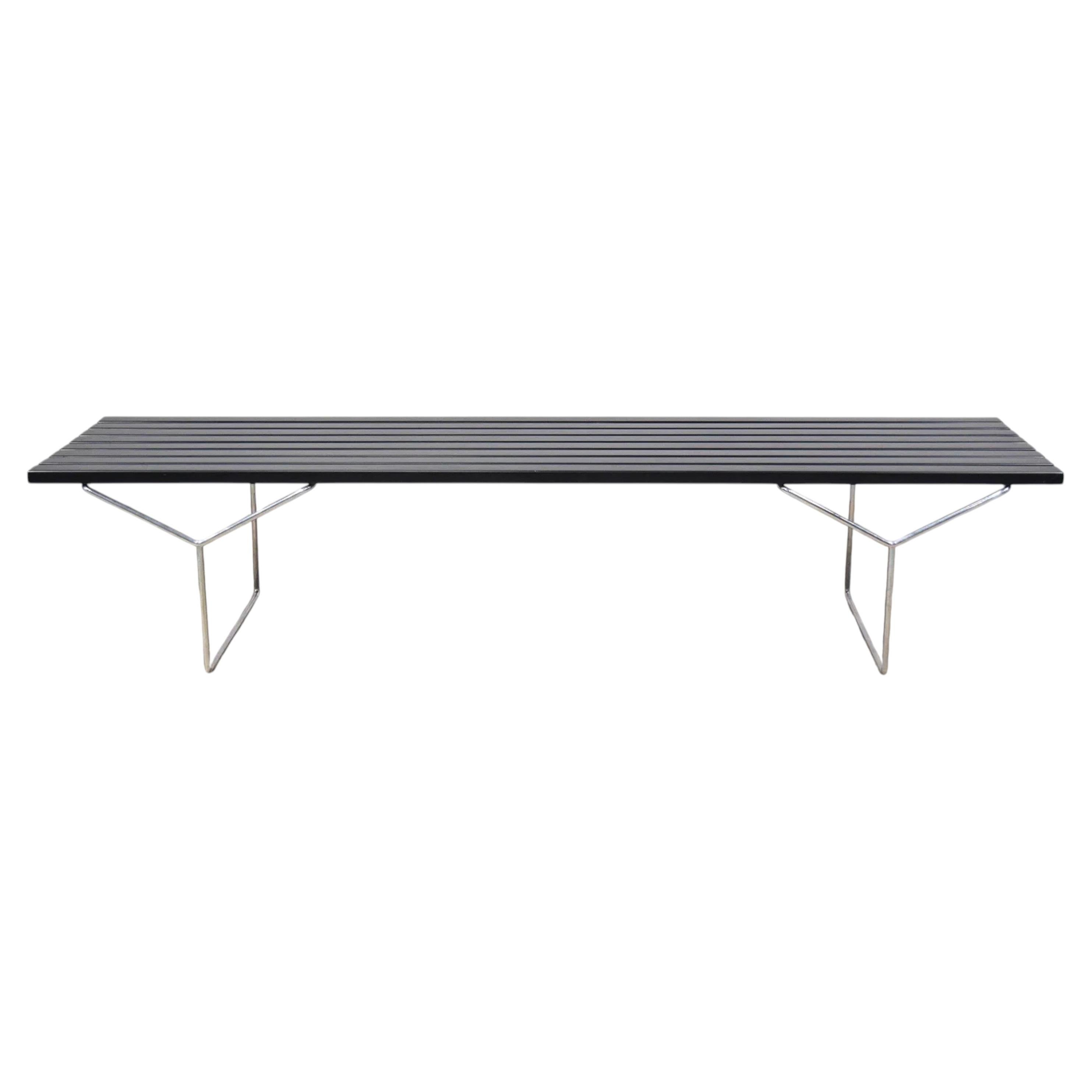 Moderne Bank mit Lattenrost und Chromgestell in schwarzem Lack von Harry Bertoia