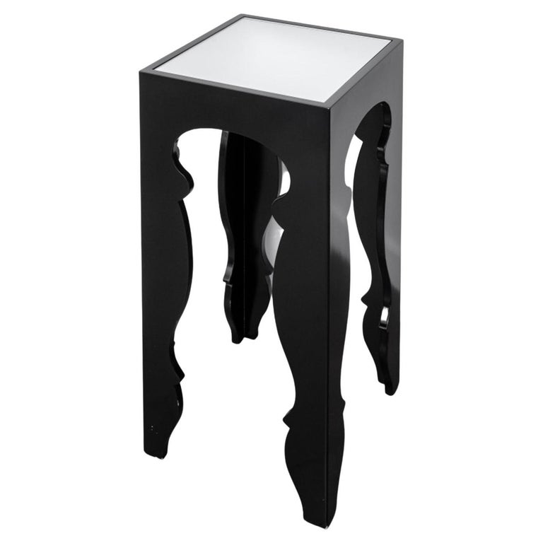 Modern Black Lacquer Mirror Top Accent Table For Sale at 1stDibs