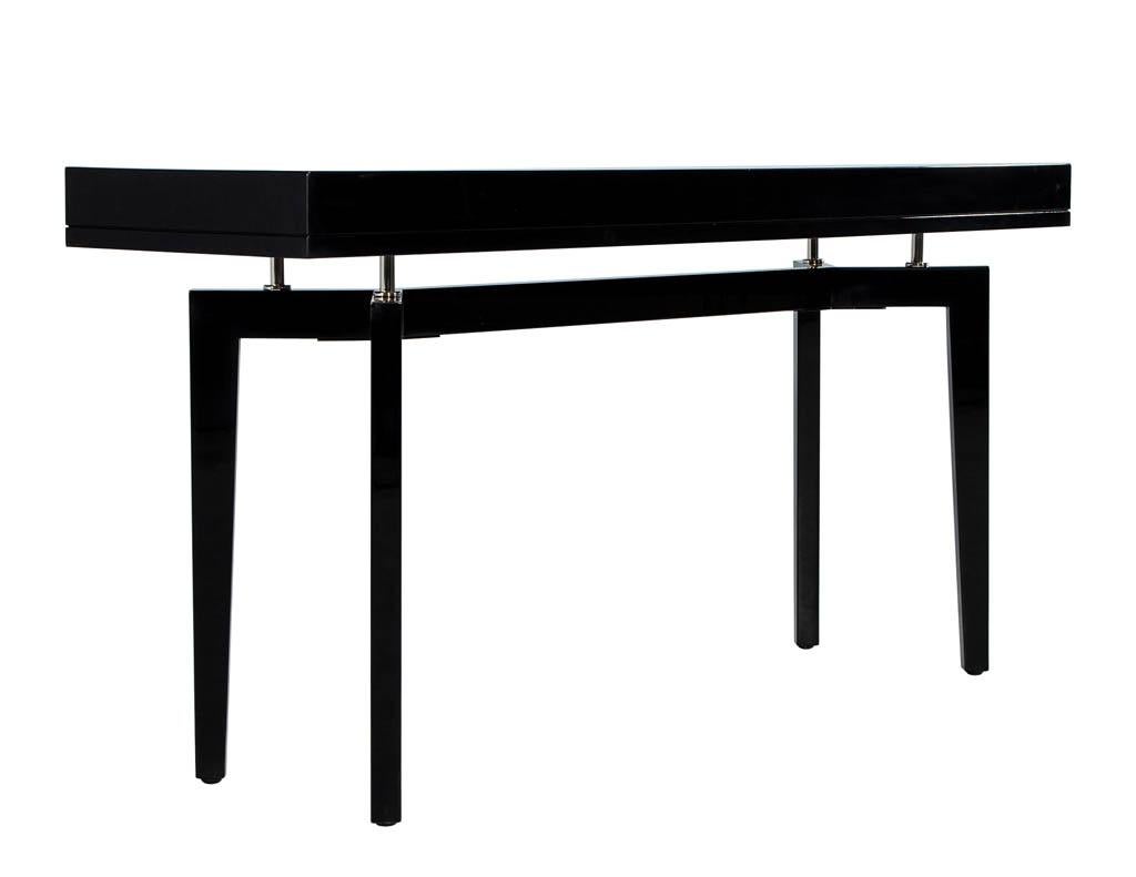 Modern Black Lacquered Console Table In Good Condition For Sale In North York, ON