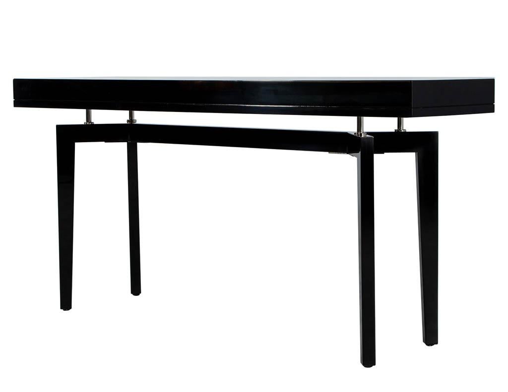 Late 20th Century Modern Black Lacquered Console Table For Sale