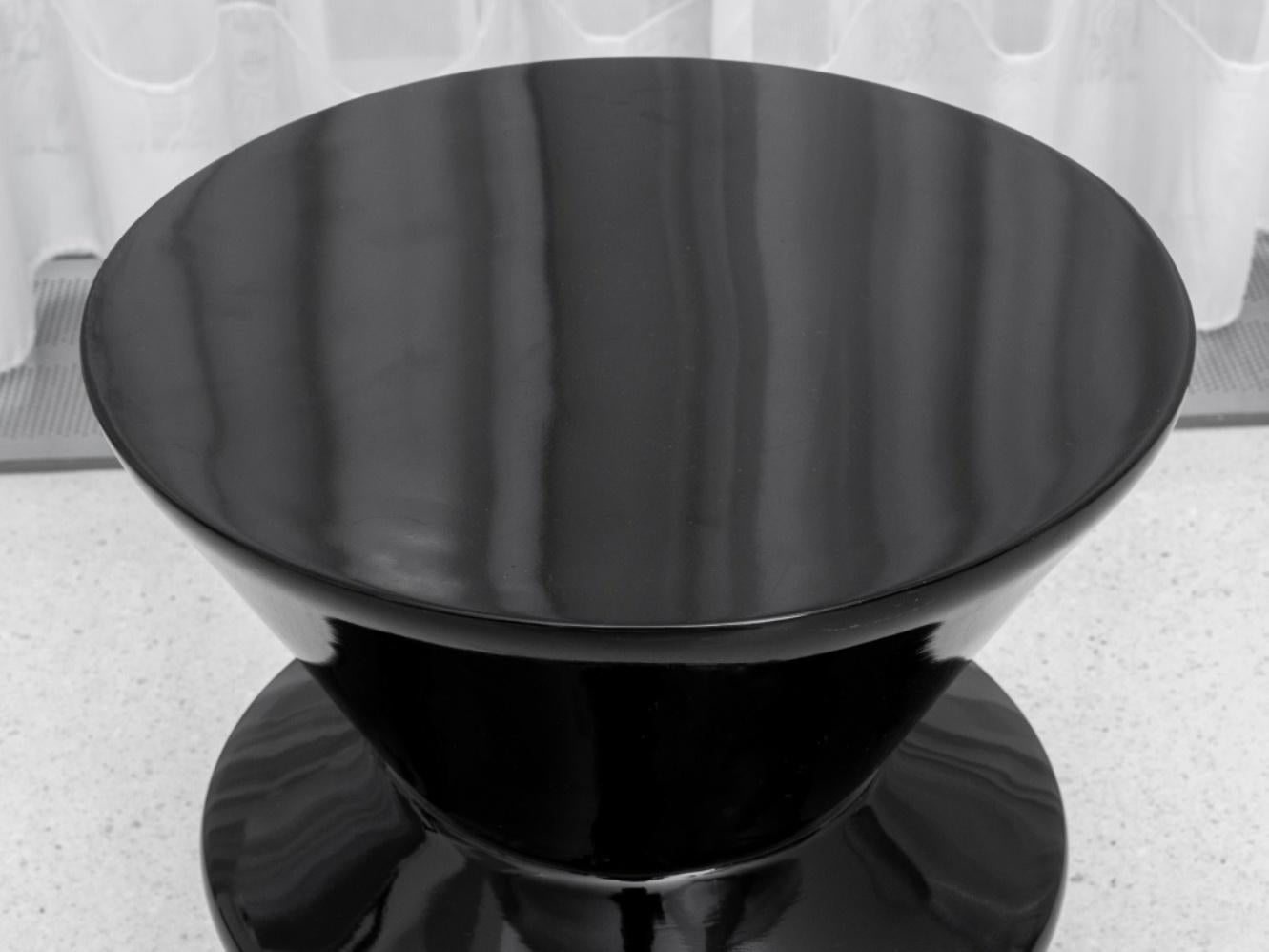 Modern Black Lacquered End Table / Stool In Distressed Condition In New York, NY