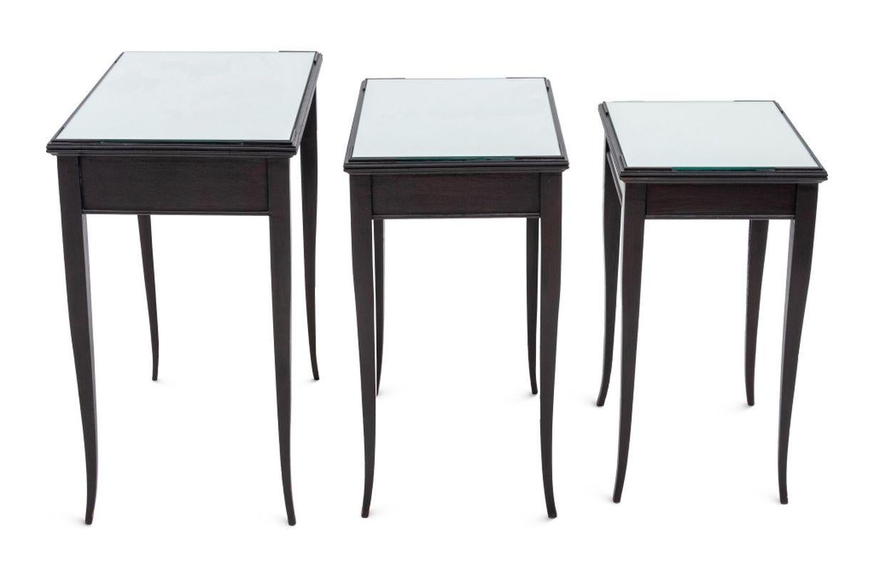 20th Century Modern Black Lacquered Mirrored Nesting Tables, 3 For Sale