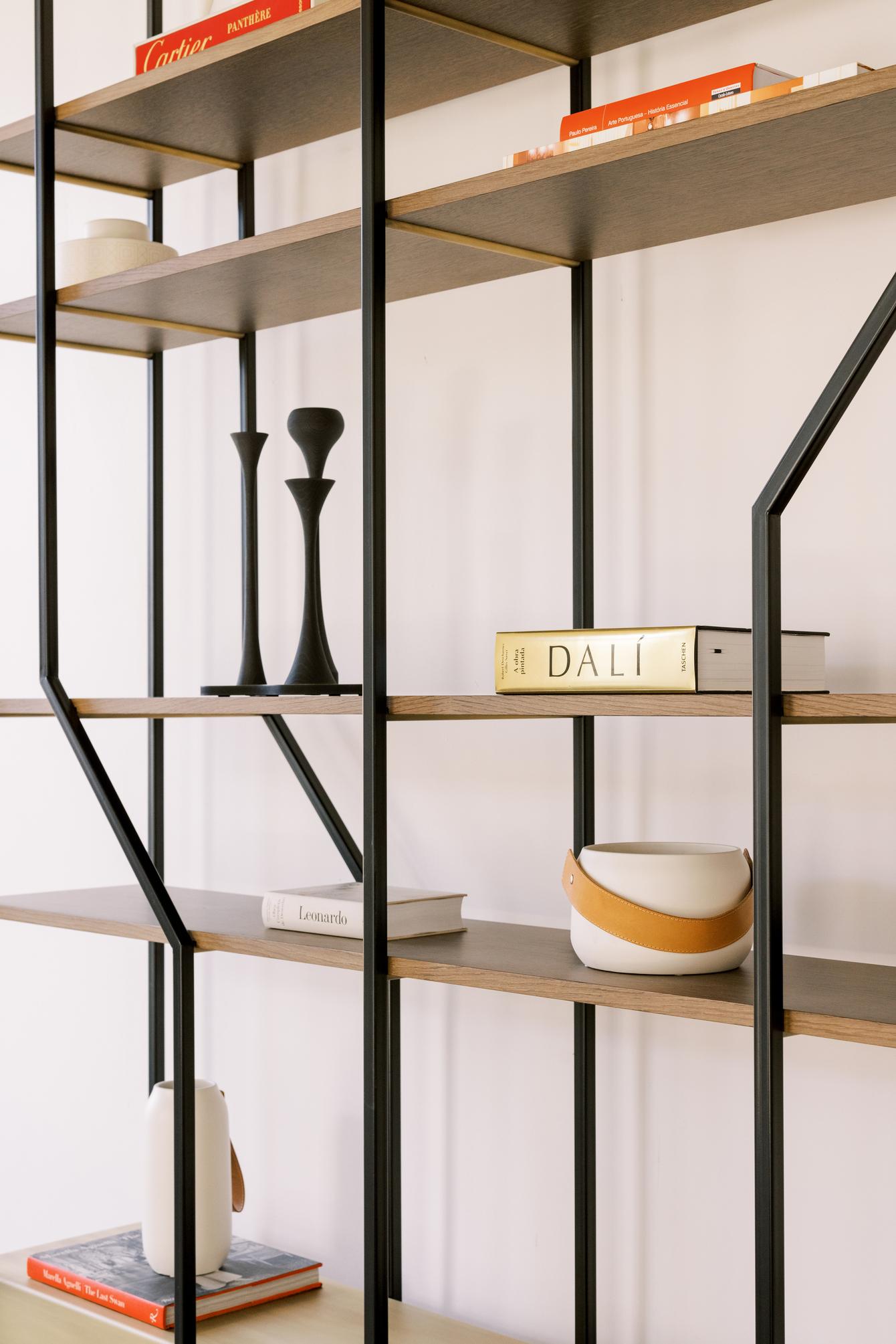 The Moderns Lage Bookcase, Brass Walnut, Handmade in Portugal by Greenapple en vente 7