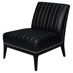 Chaise d'appoint moderne en cuir noir
