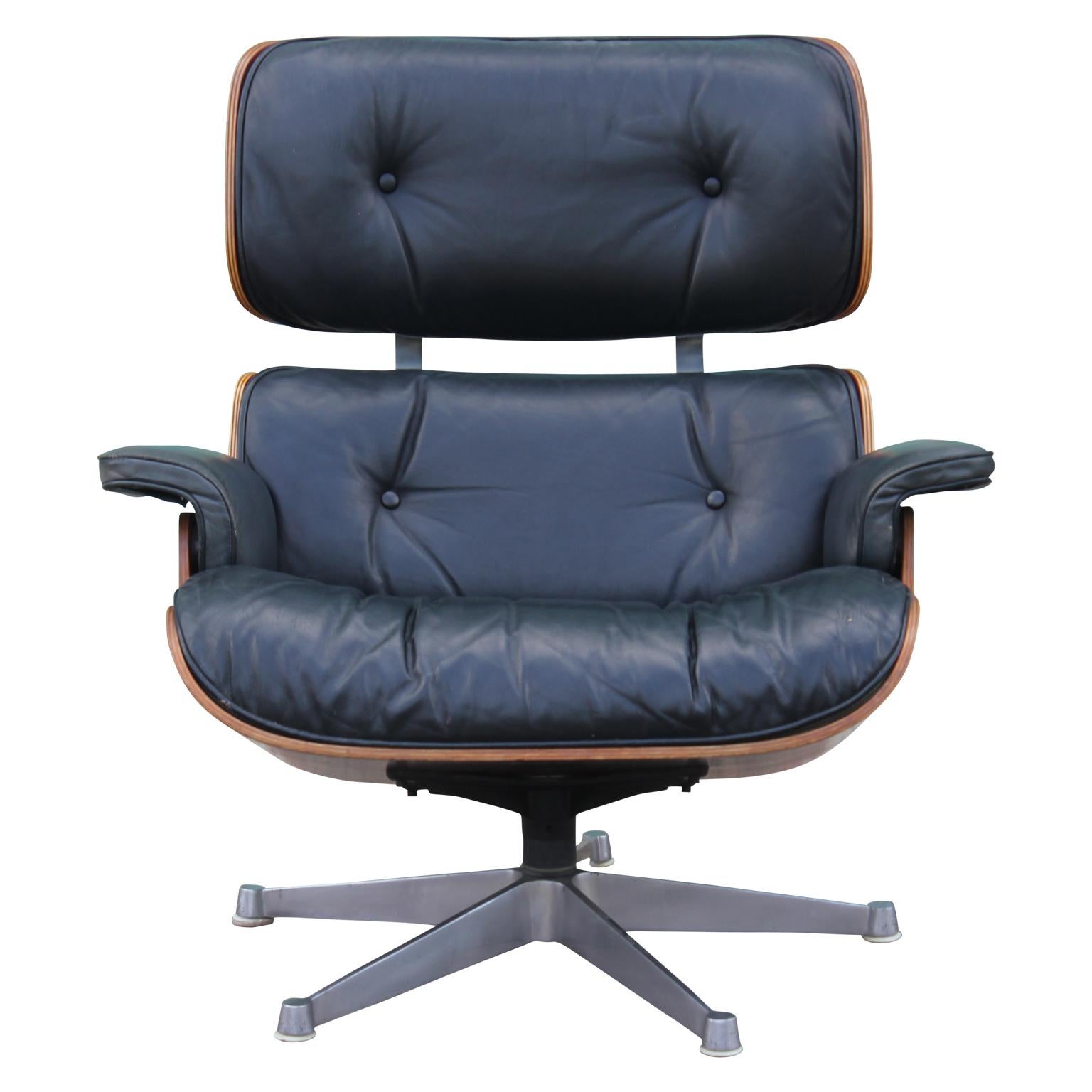 Modern Black Leather and Rosewood Vitra Eames Lounge Chair and Ottoman 2