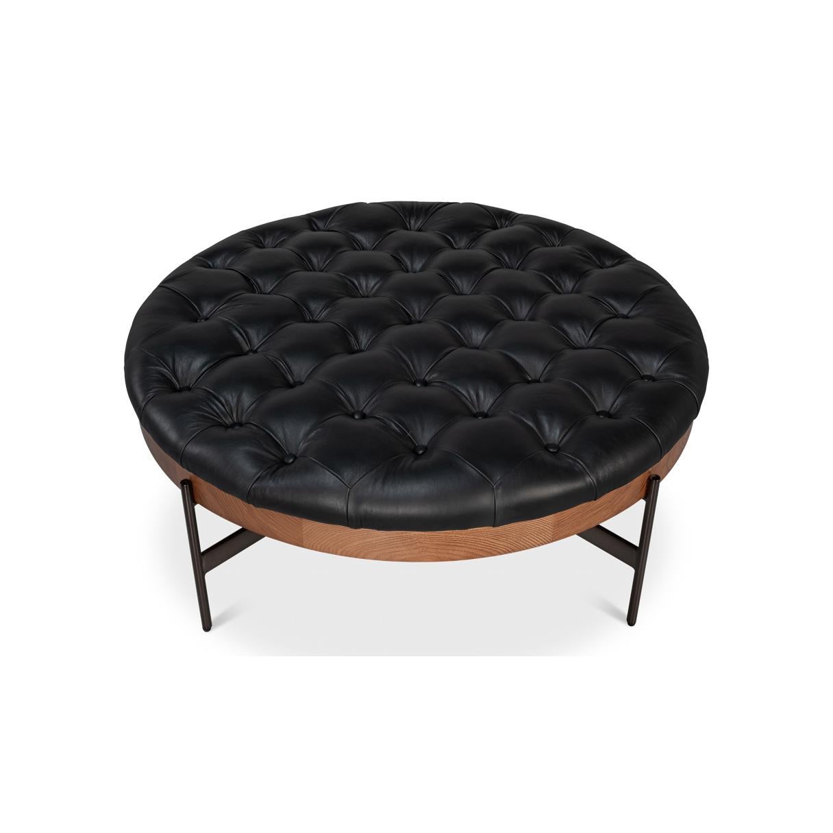XXIe siècle et contemporain Pouf moderne en cuir noir en vente