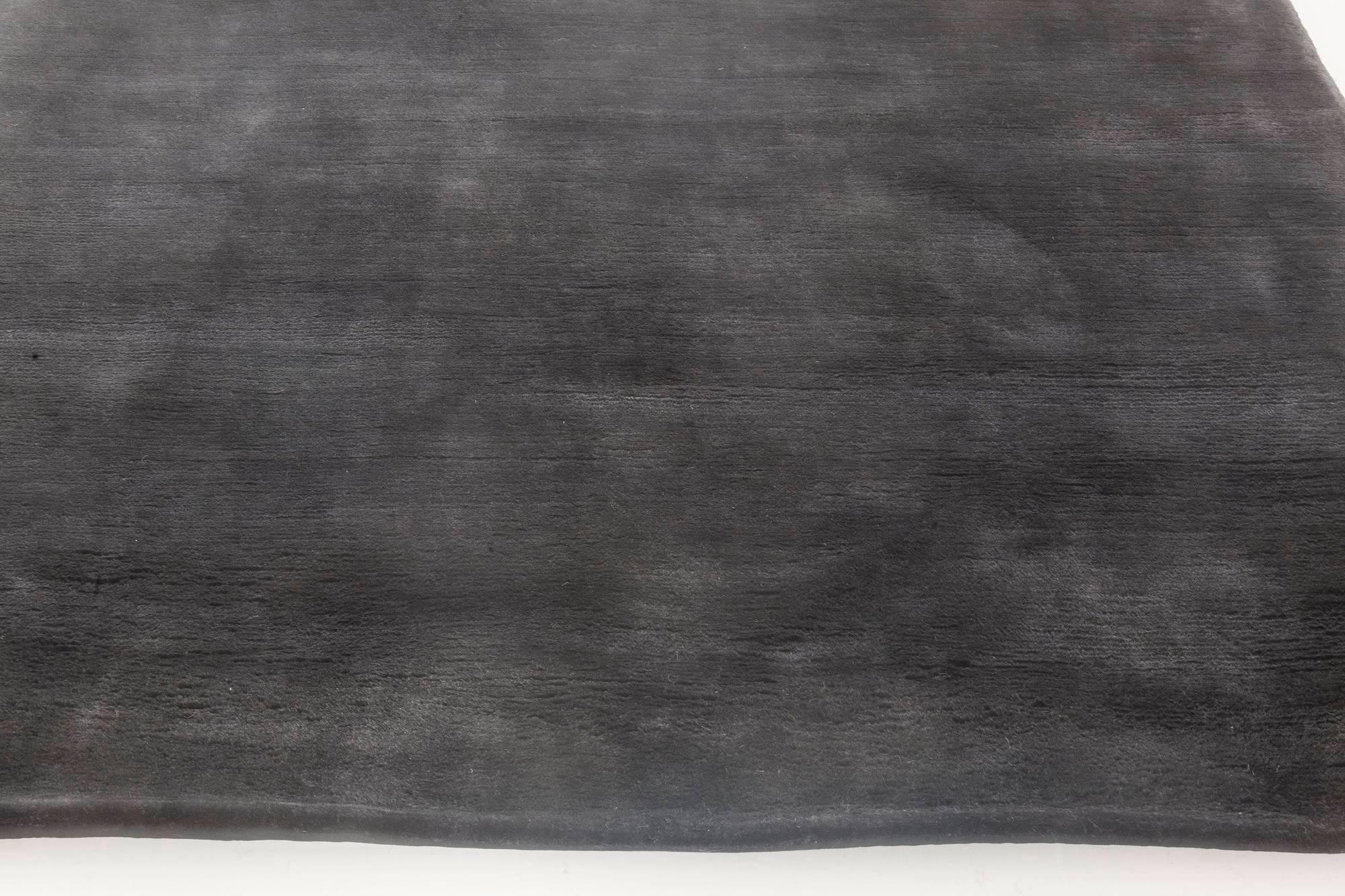 Népalais Modern Black Mohair Rug by Doris Leslie Blau en vente