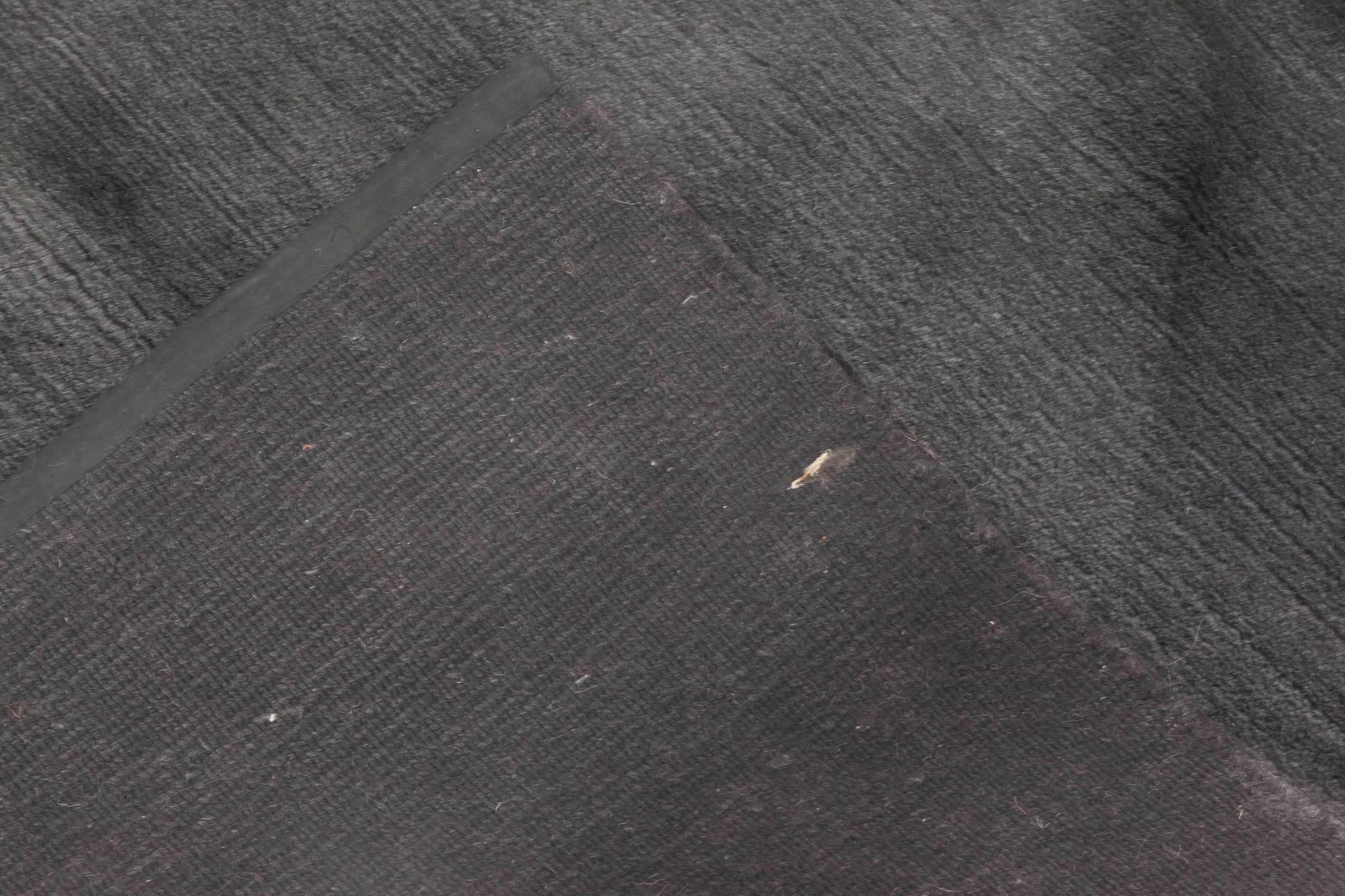 Noué à la main Modern Black Mohair Rug by Doris Leslie Blau en vente