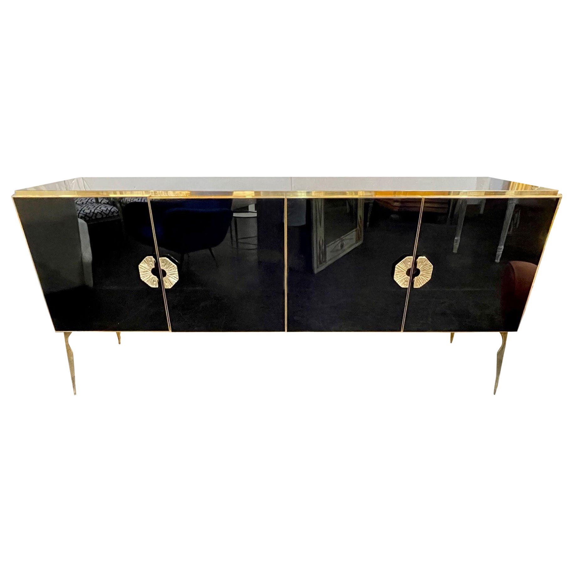 Enfilade moderne en verre de Murano noir et laiton poli
