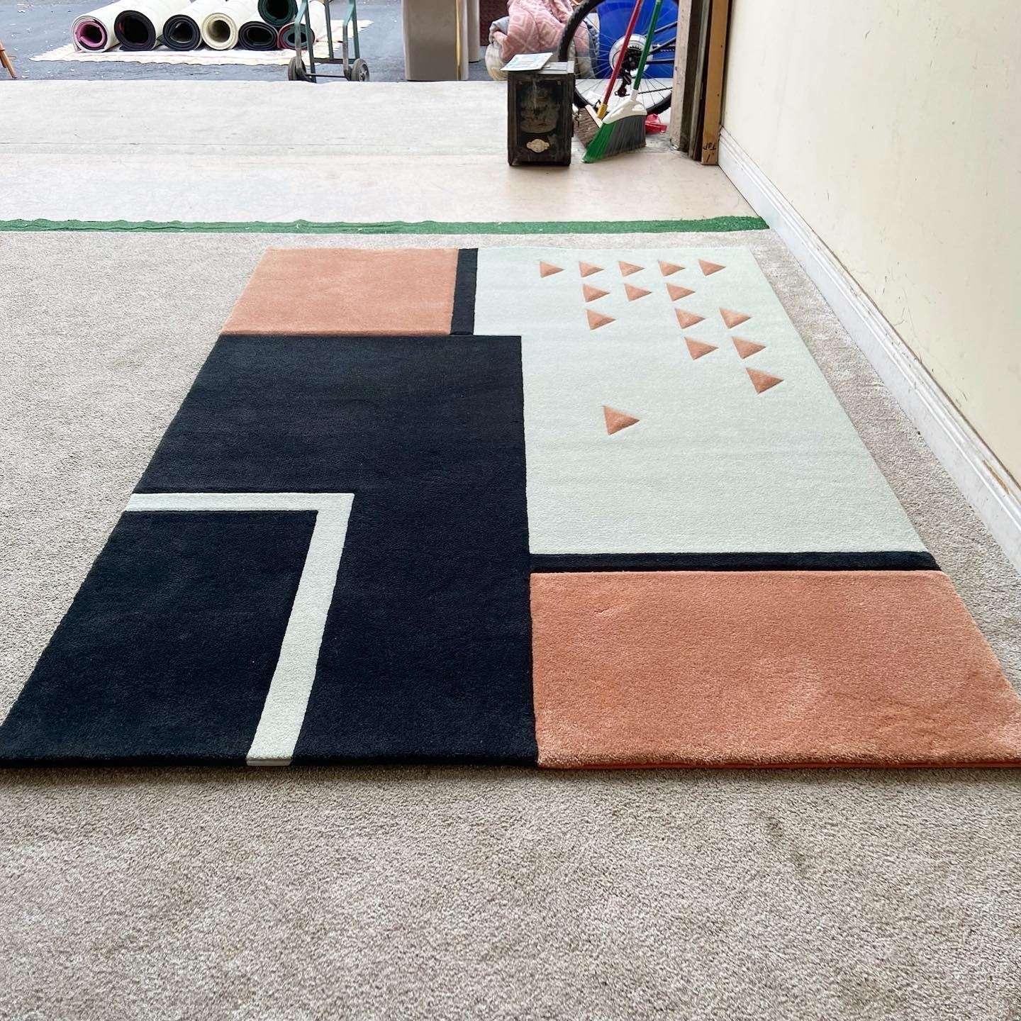 Modern Black Off-White and Peach Rectangular Area Rug In Good Condition In Delray Beach, FL