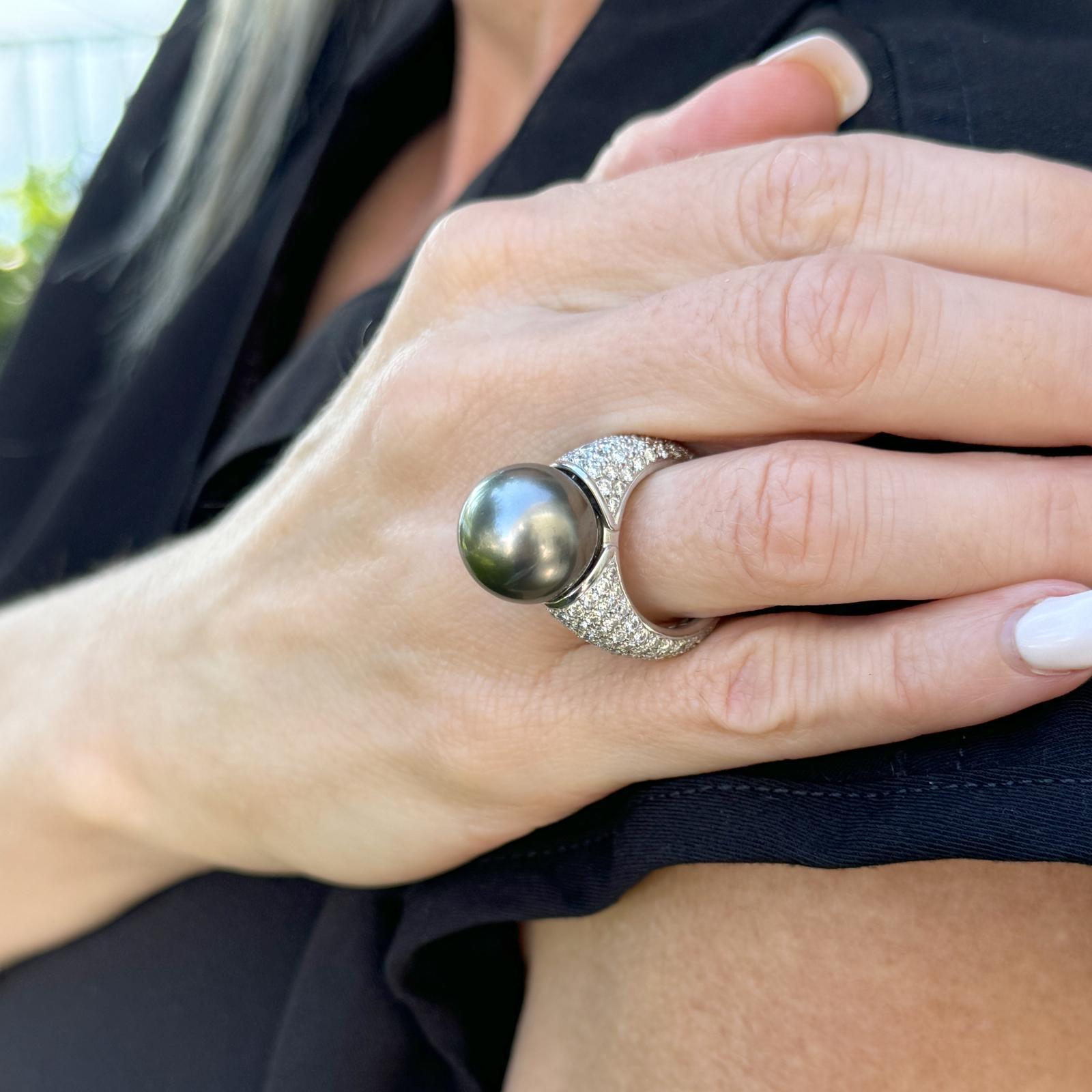 Modern Black Tahitian Pearl Diamond Platinum Cocktail Ring In Excellent Condition For Sale In Boca Raton, FL