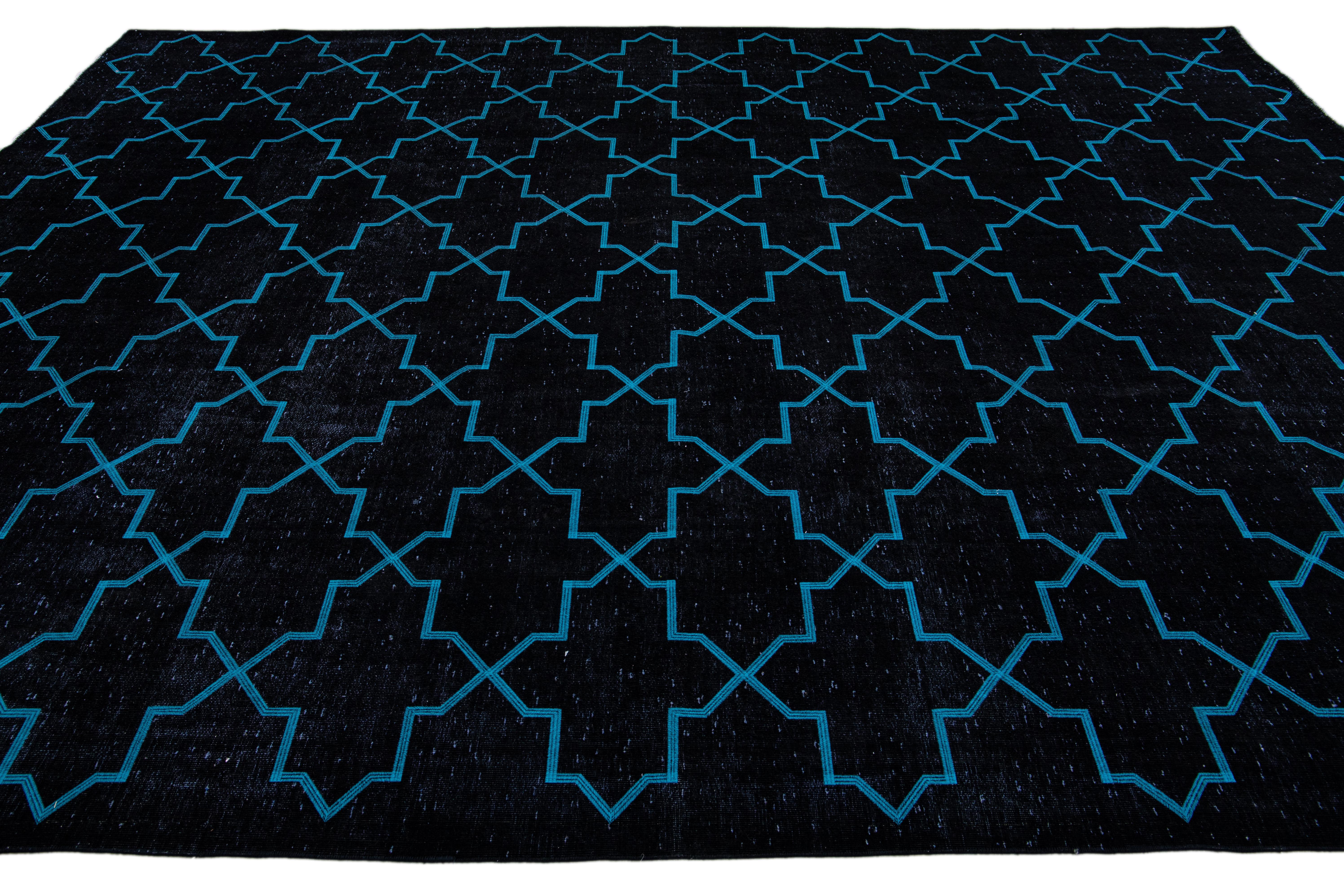 Modern Black Turkish Handmade Blue Geometric Trellis Pattern Wool Rug In New Condition For Sale In Norwalk, CT