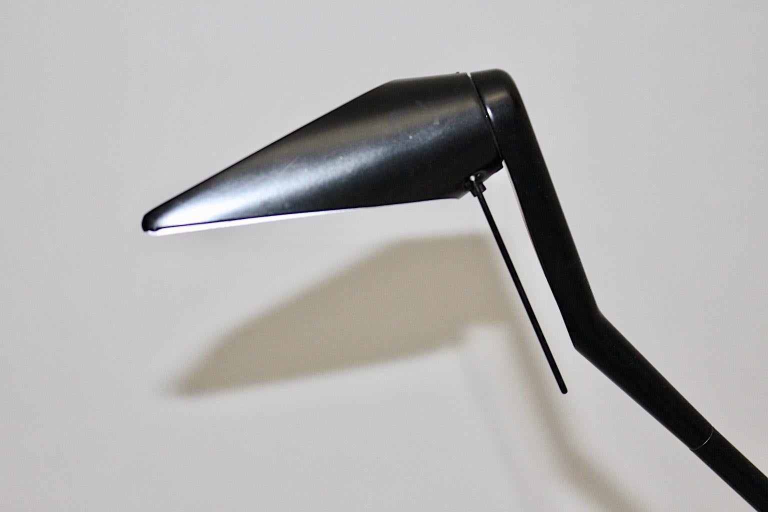 Modern Black Vintage Table Lamp Zelig by Walter Monici for Lumina, 1980s, Italy In Good Condition For Sale In Vienna, AT