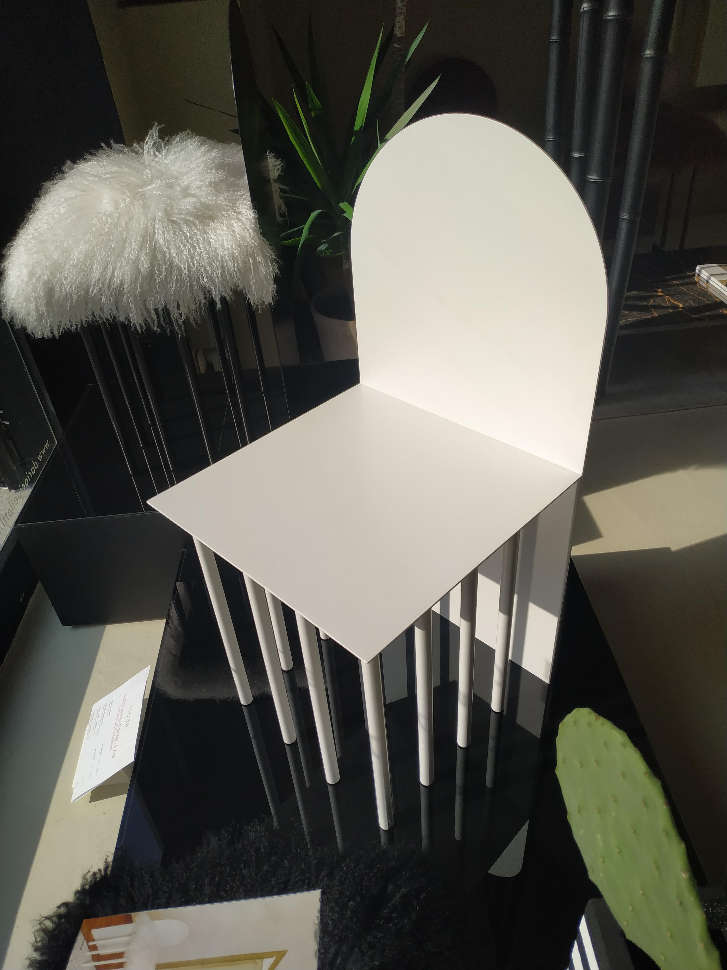 Modern Black White Chair Metal Mongolian Pillow by Nobe Italia For Sale 2