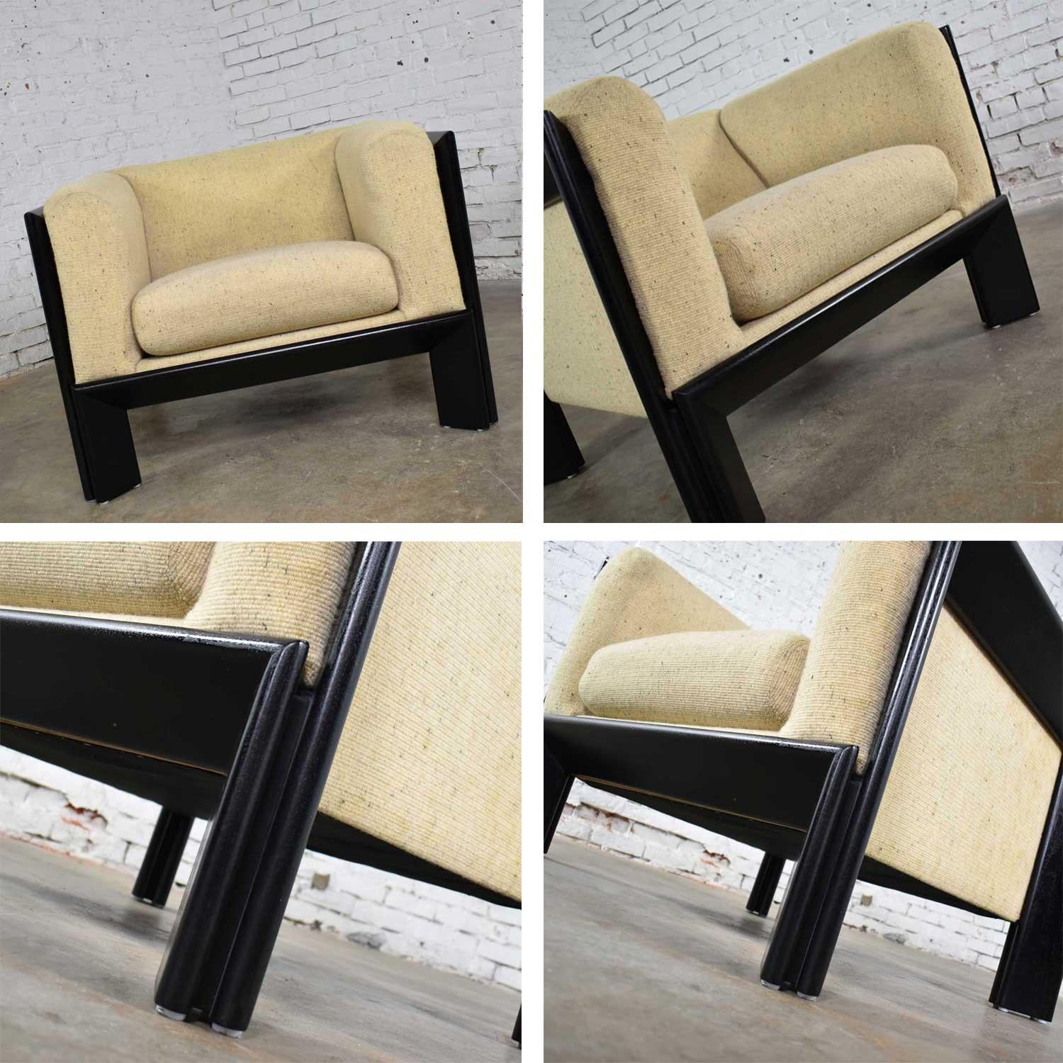 Modern Black and White Cube Club Lounge Chair Metropolitan Furniture Co. 4