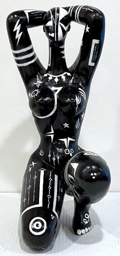 Modern Black & White Sculpture of a Knelling Tribal Tattooed African Queen