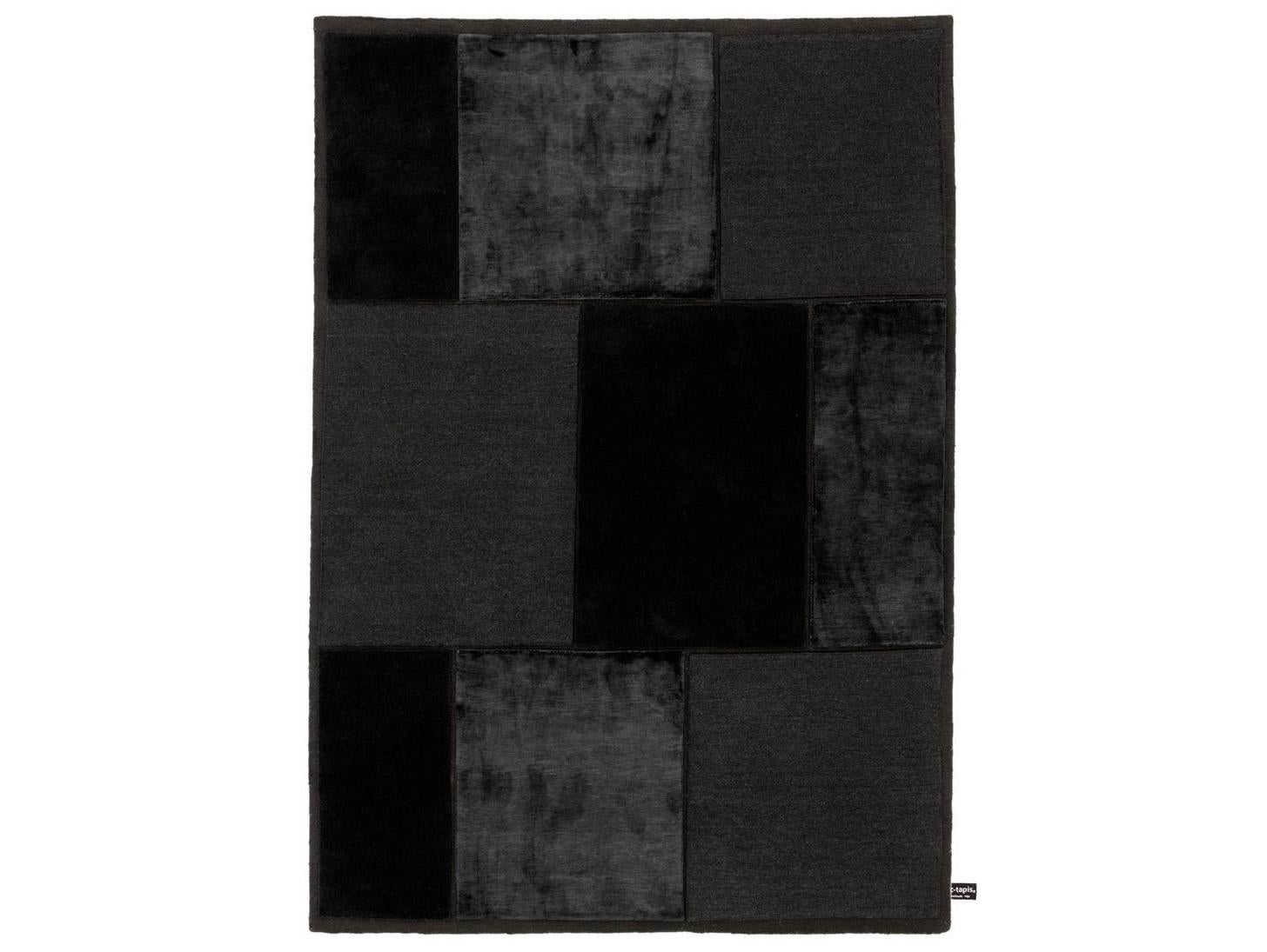 modern black rug