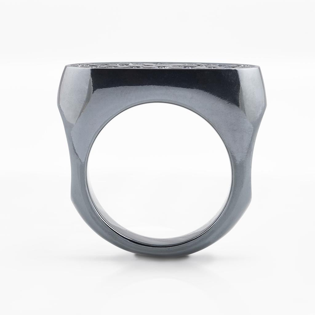 Modern Blackened Sterling Silver Gray Spinel Black Diamond Men's Ring In New Condition For Sale In Niagara On The Lake, ON