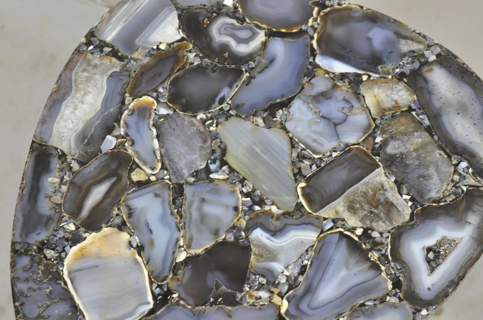 Modern Blue Agate Specimen Stone Side Table w/ Brass Tapered Legs Made in India In Good Condition In Philadelphia, PA