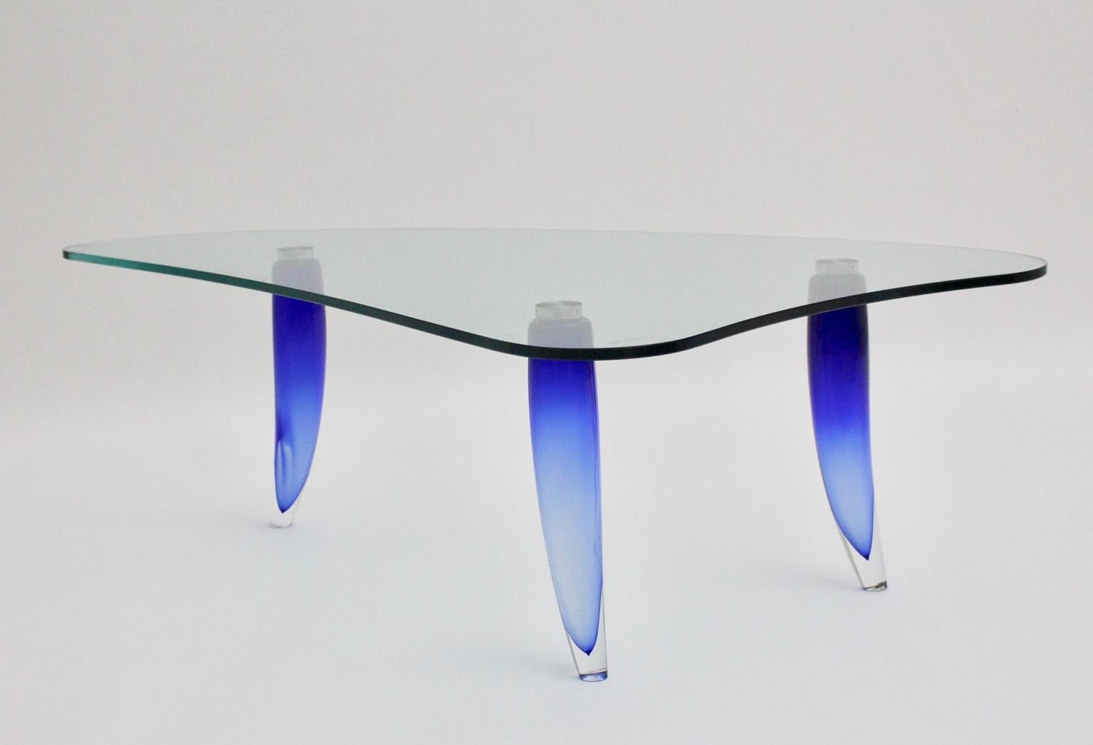 Moderne Table basse moderne en verre vintage bleu et transparent Seguso attr. Italie:: vers 1980 en vente