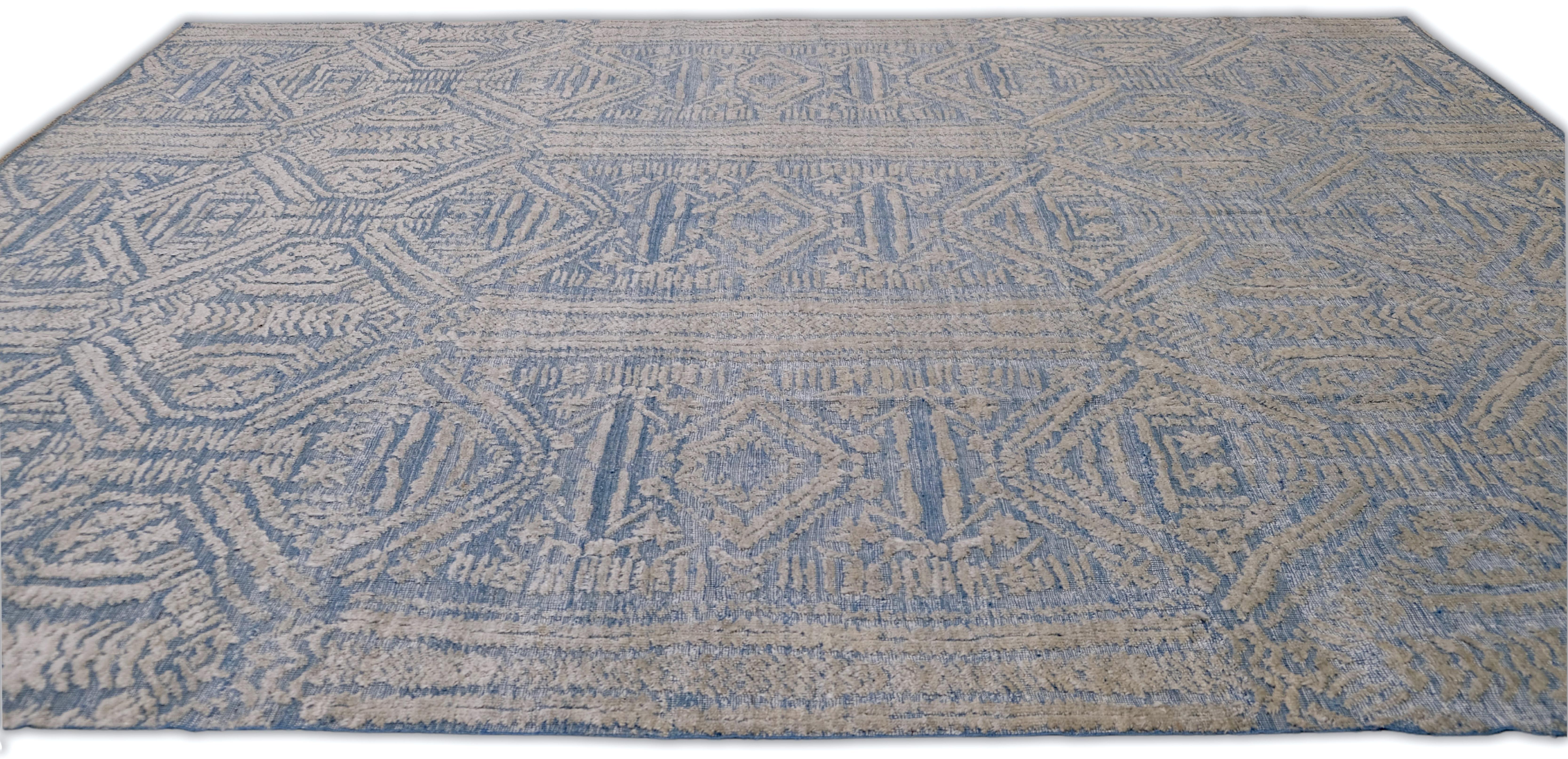 Moderno Tappeto moderno in lana con disegno geometrico blu e grigio 10'1''x12'6'' in vendita