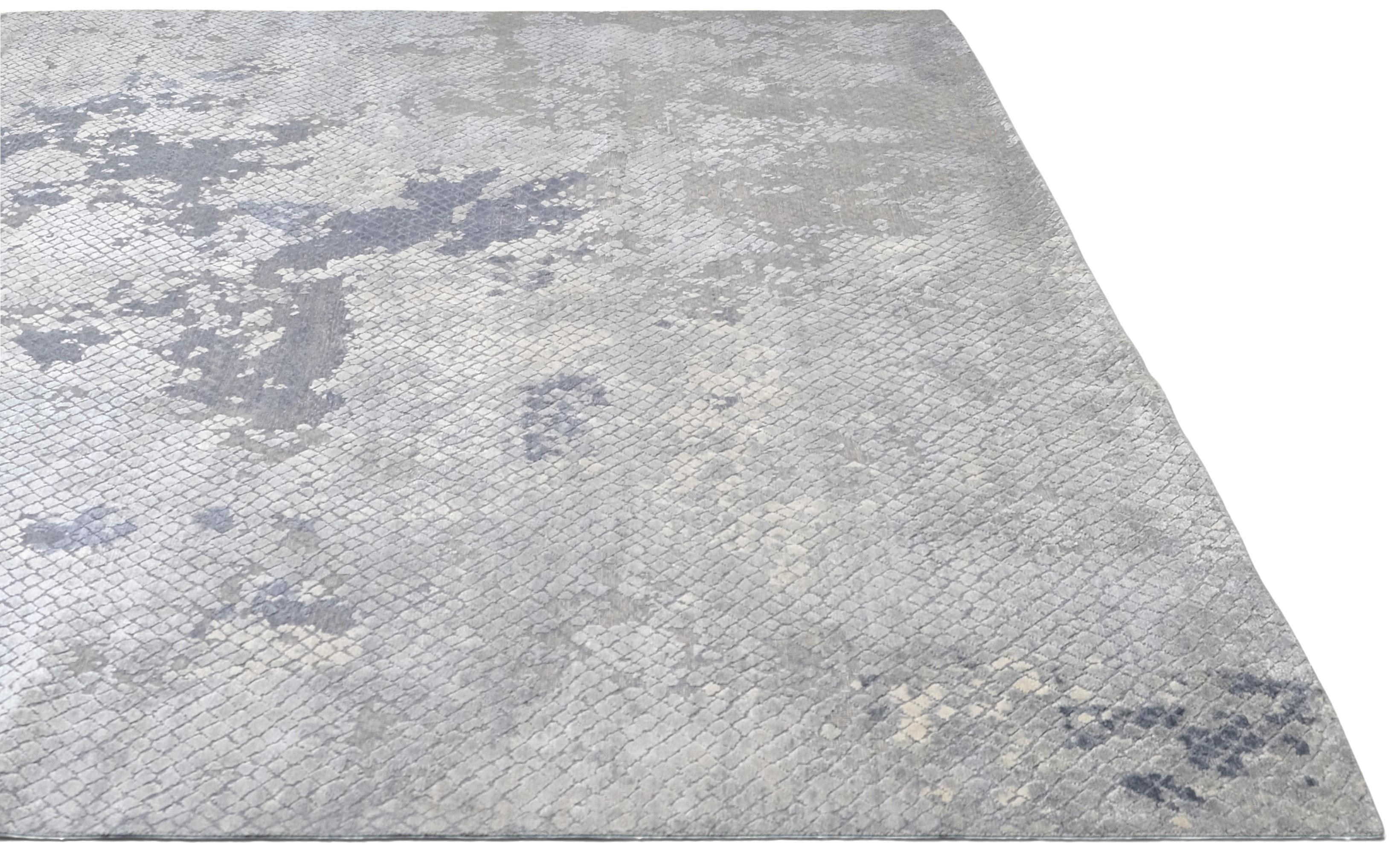 Moderner blauer und elfenbeinfarbener, gemusterter Wollteppich 8'9''x11'10'' im Zustand „Neu“ im Angebot in Torrance, CA