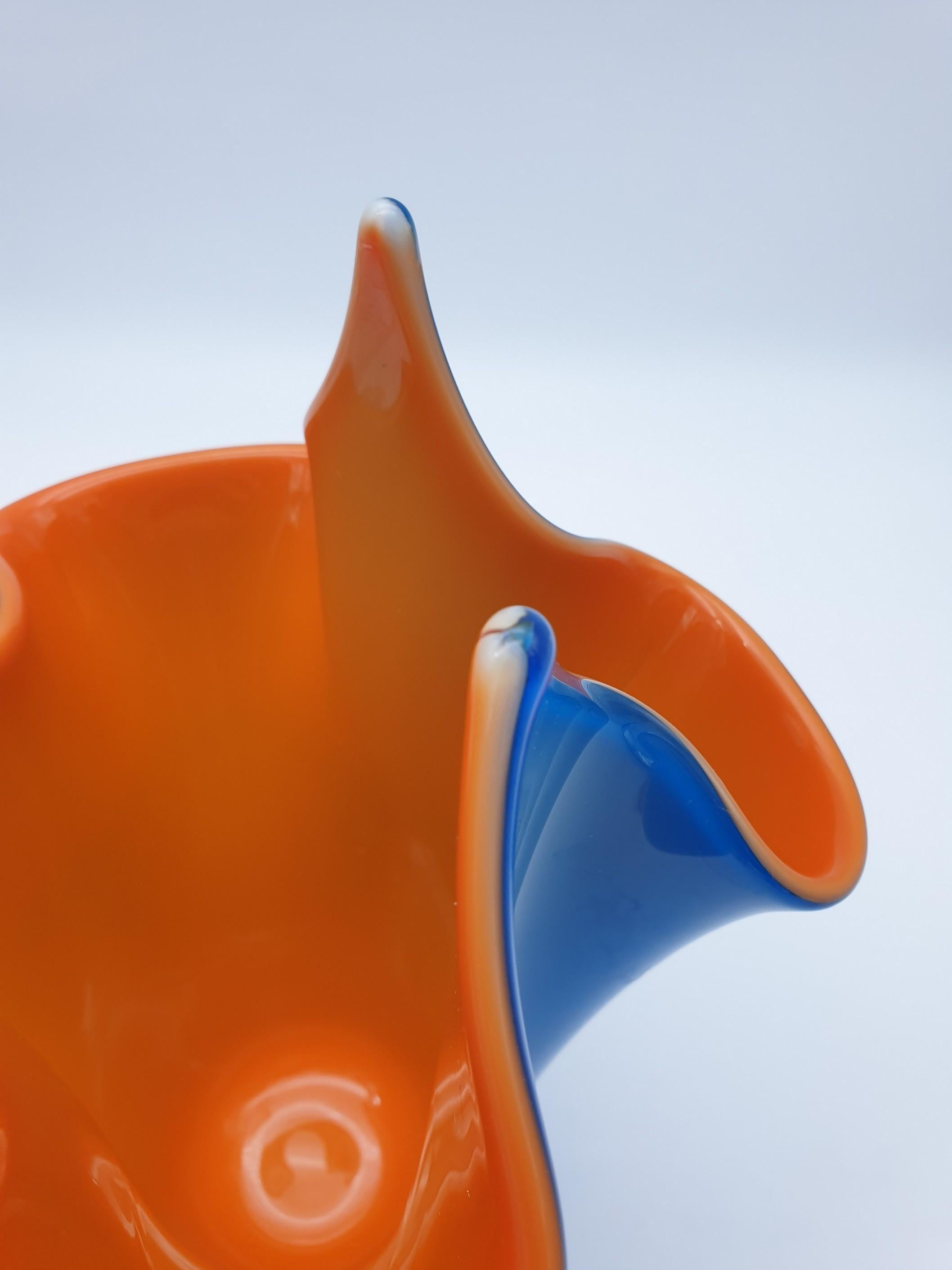 Modern Blue and Orange Incamiciato Fazzoletto Murano Glass Vase by Gino Cenedese For Sale 8