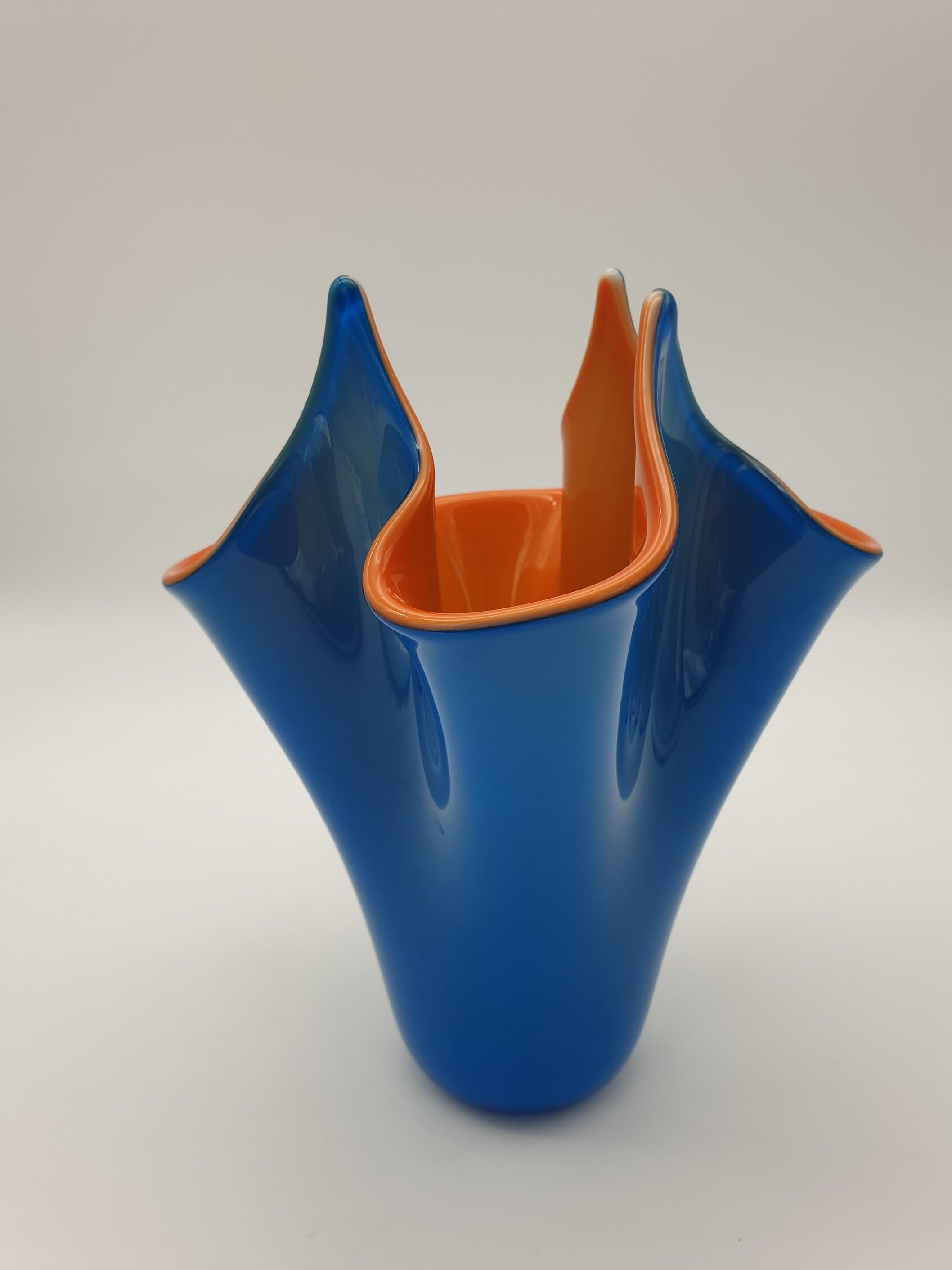 Modern Blue and Orange Incamiciato Fazzoletto Murano Glass Vase by Gino Cenedese For Sale 1