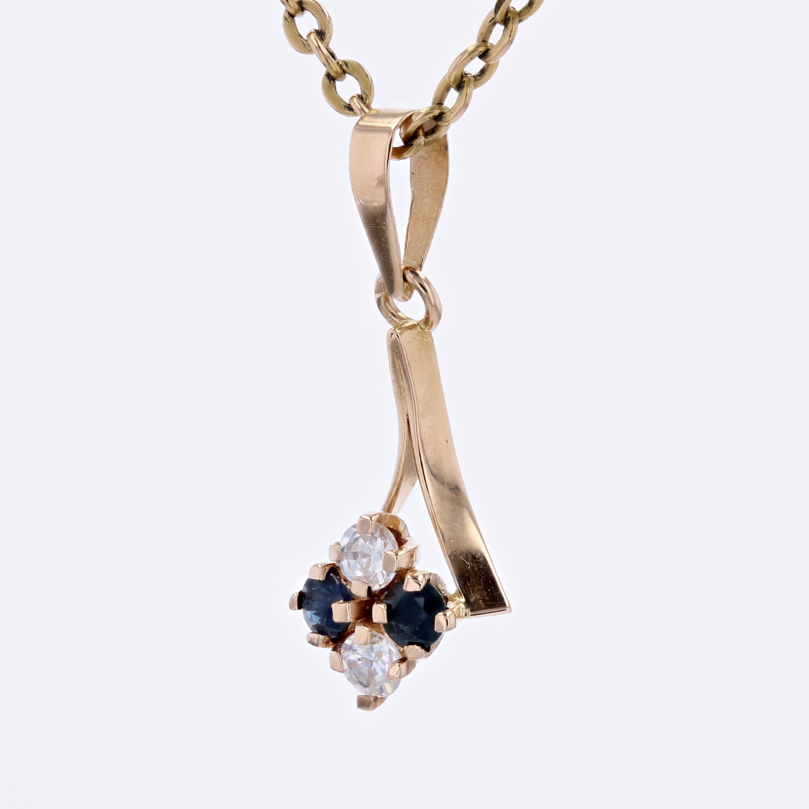 Modern Blue and White Sapphire 18 Karat Yellow Gold Pendant For Sale 1